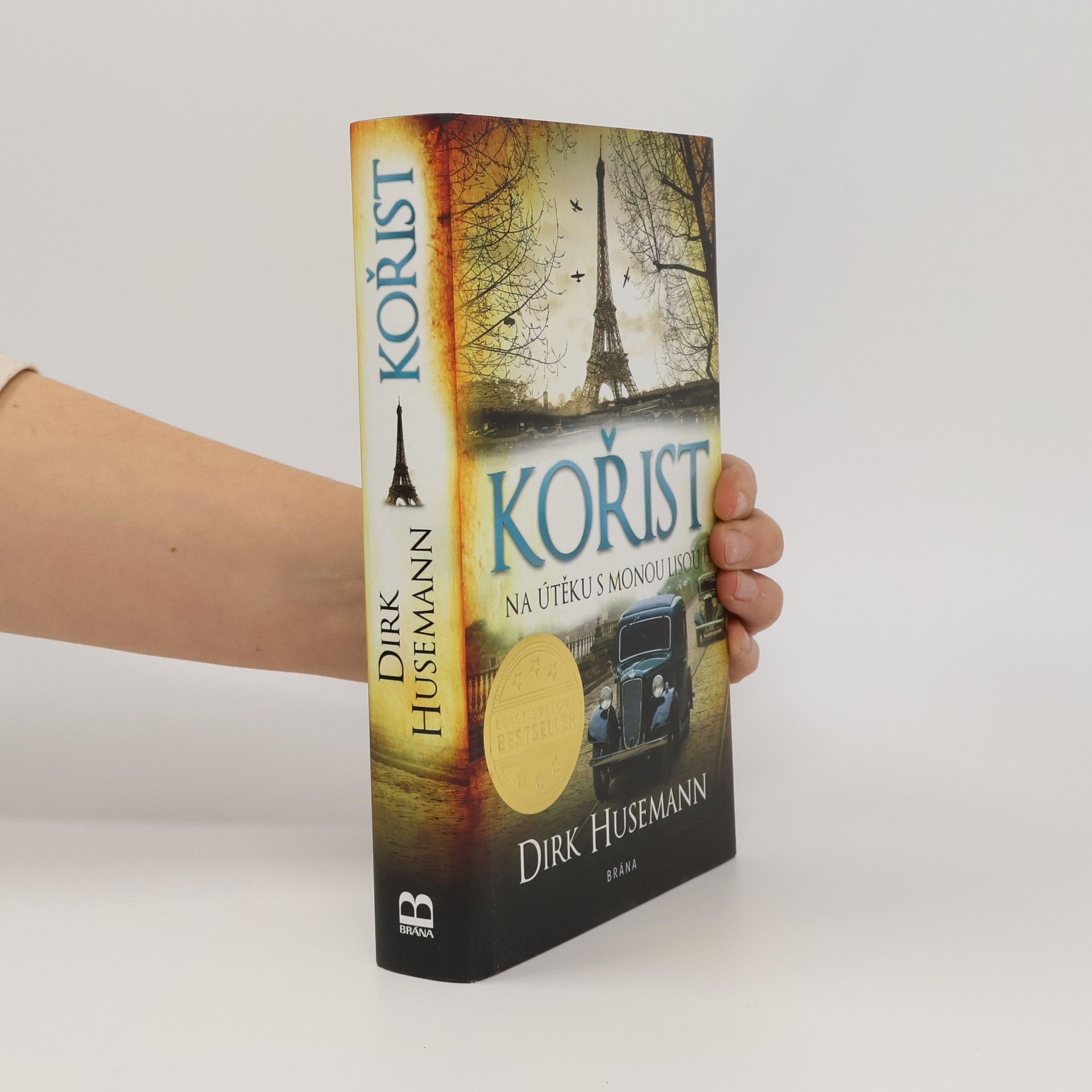 Dirk Husemann Kořist : na útěku s Monou Lisou