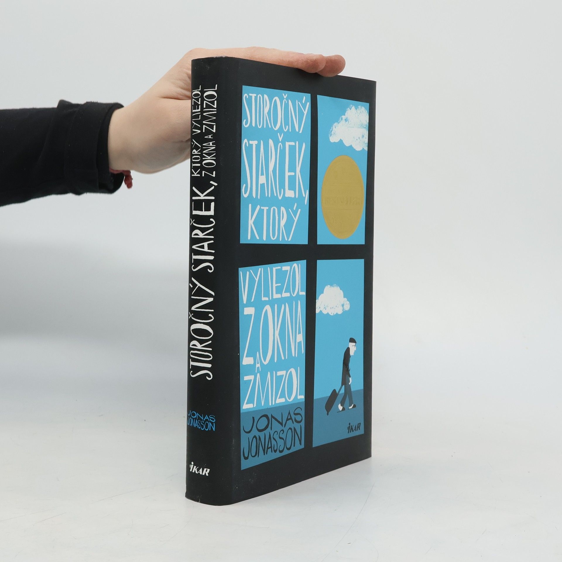 Jonas Jonasson Storočný starček, ktorý vyliezol z okna a zmizol