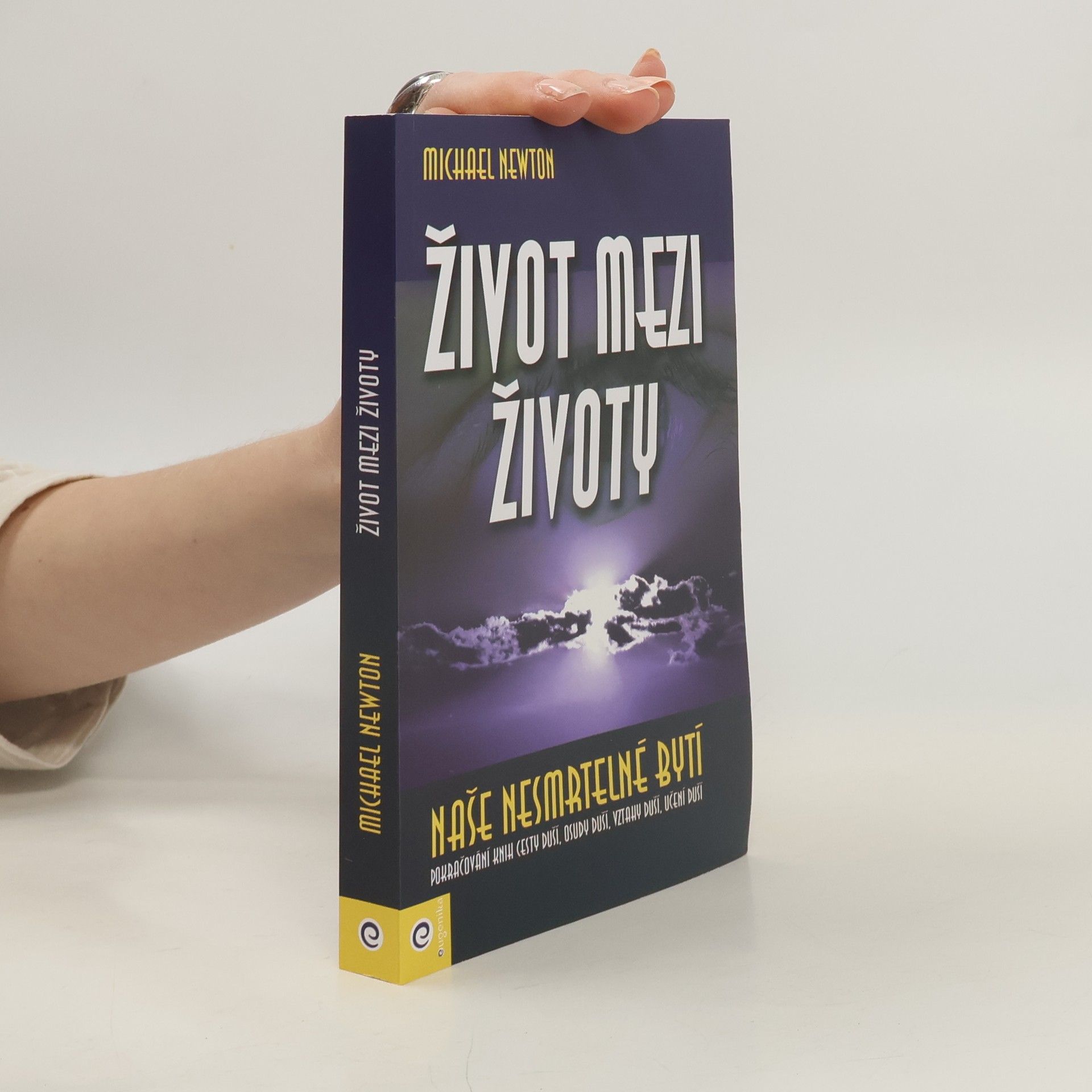 Michael Newton Život mezi životy