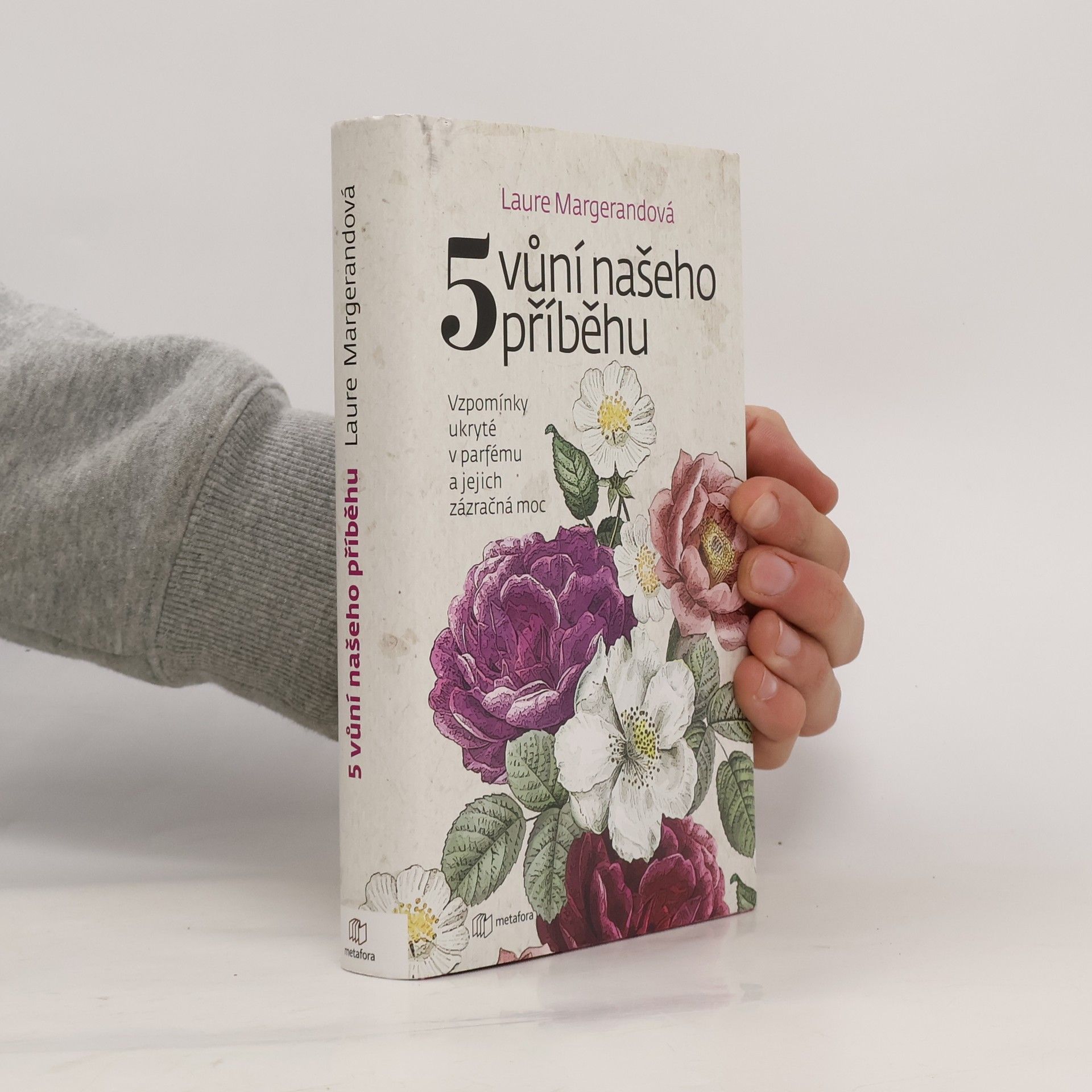 Pět vůní našeho příběhu