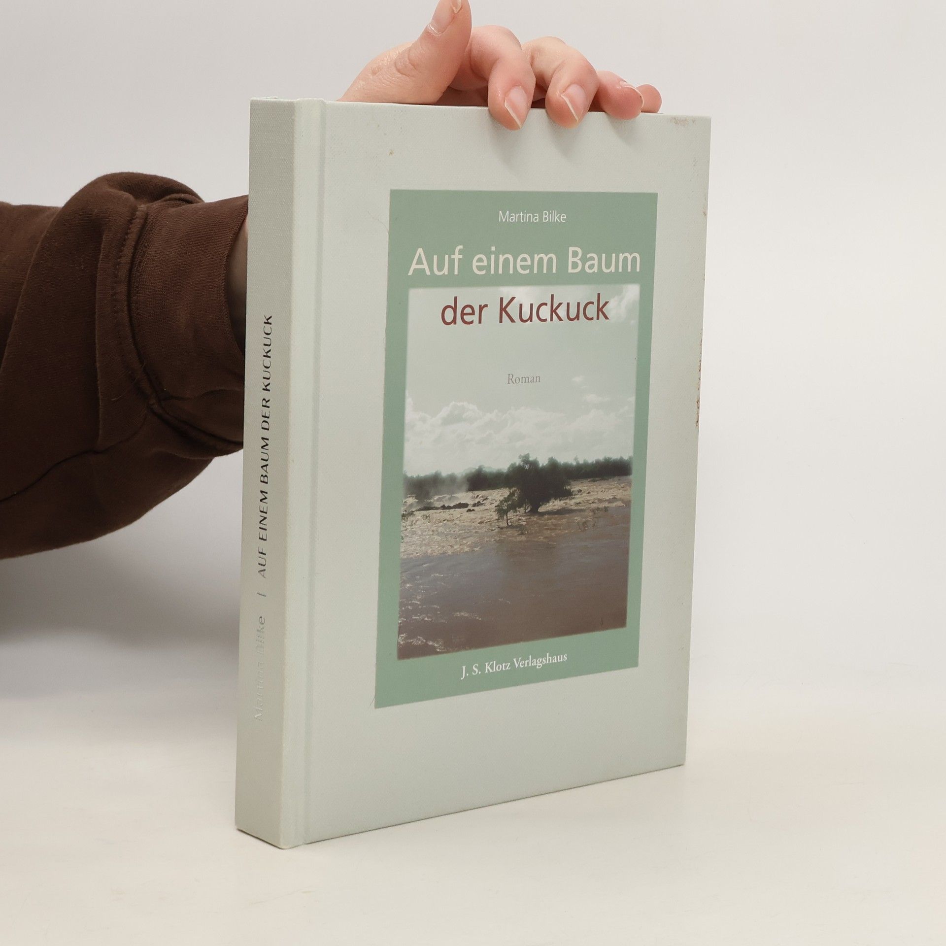 Auf einem Baum der Kuckuck