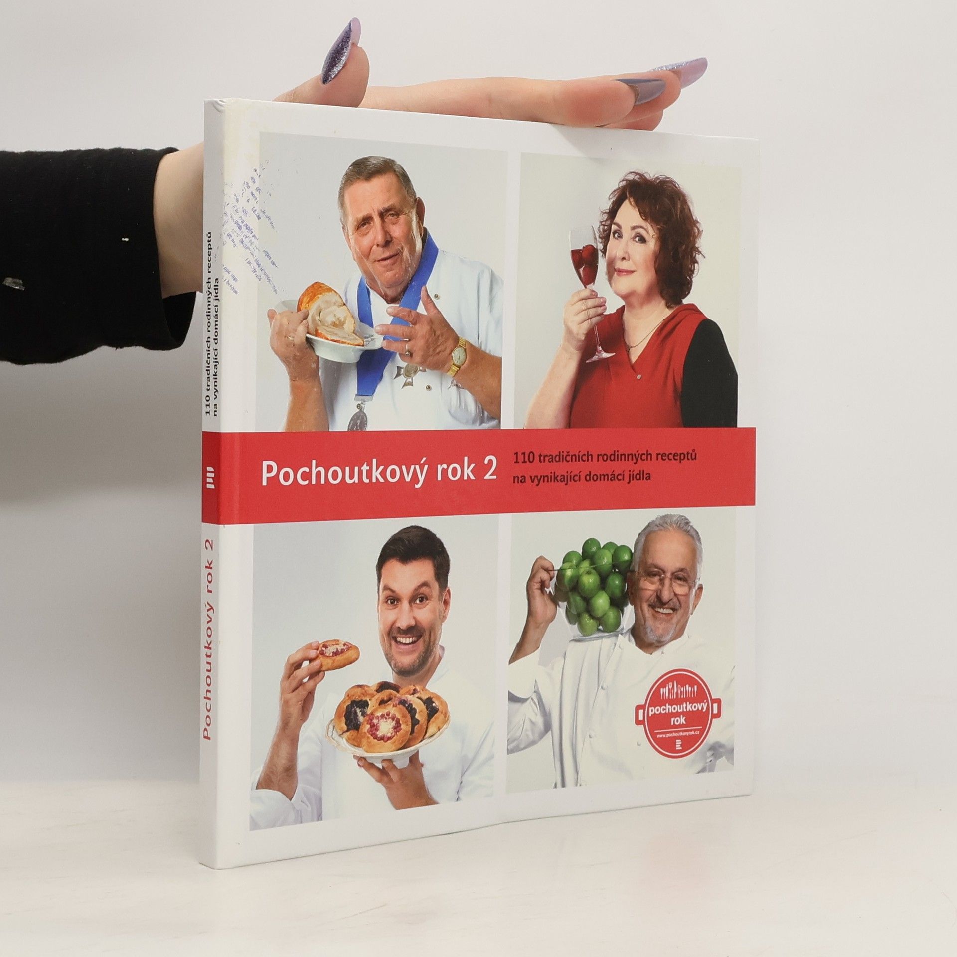 Pochoutkový rok 2 : 110 tradičních rodinných receptů na vynikající domácí jídla