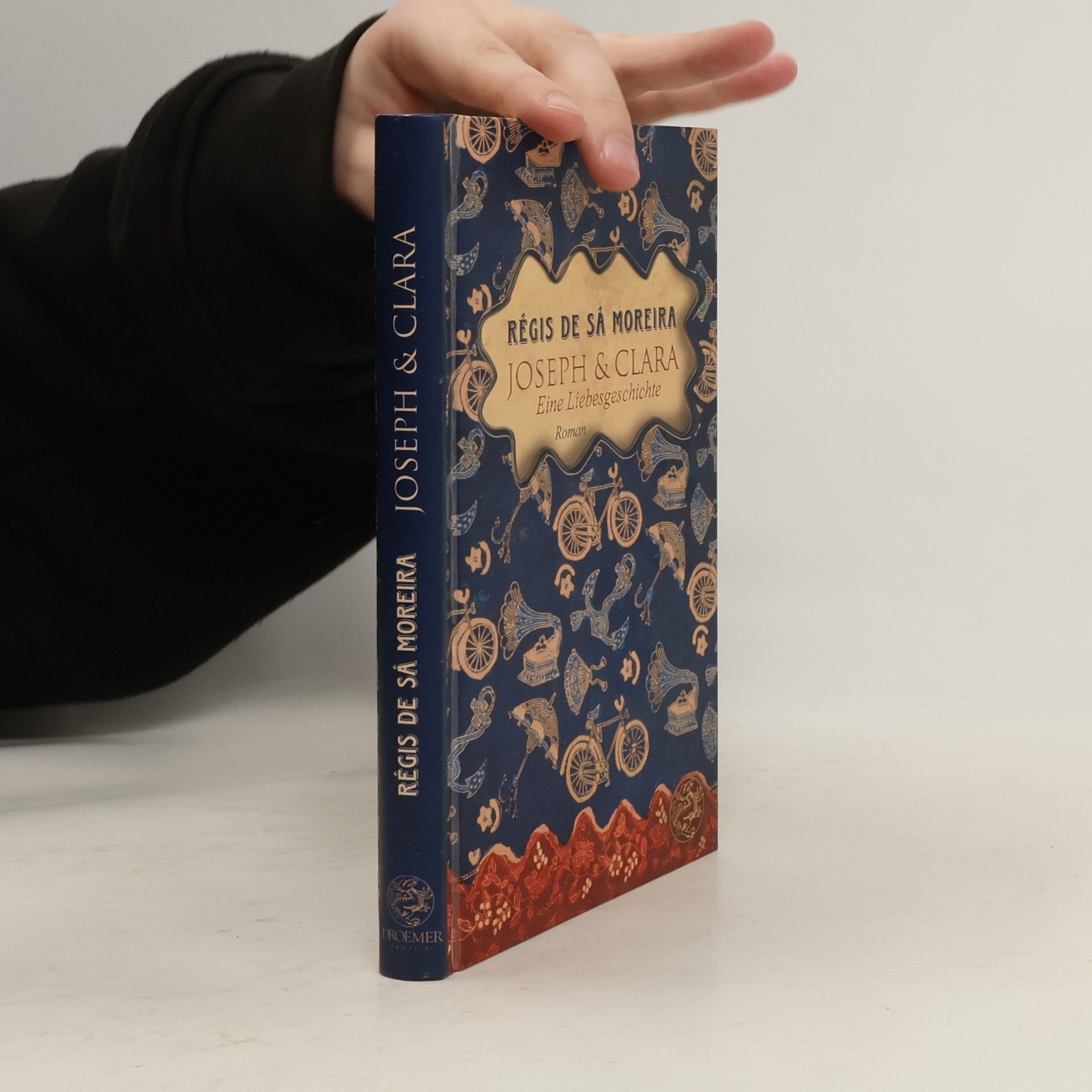 Régis de Sá Moreira Joseph & Clara