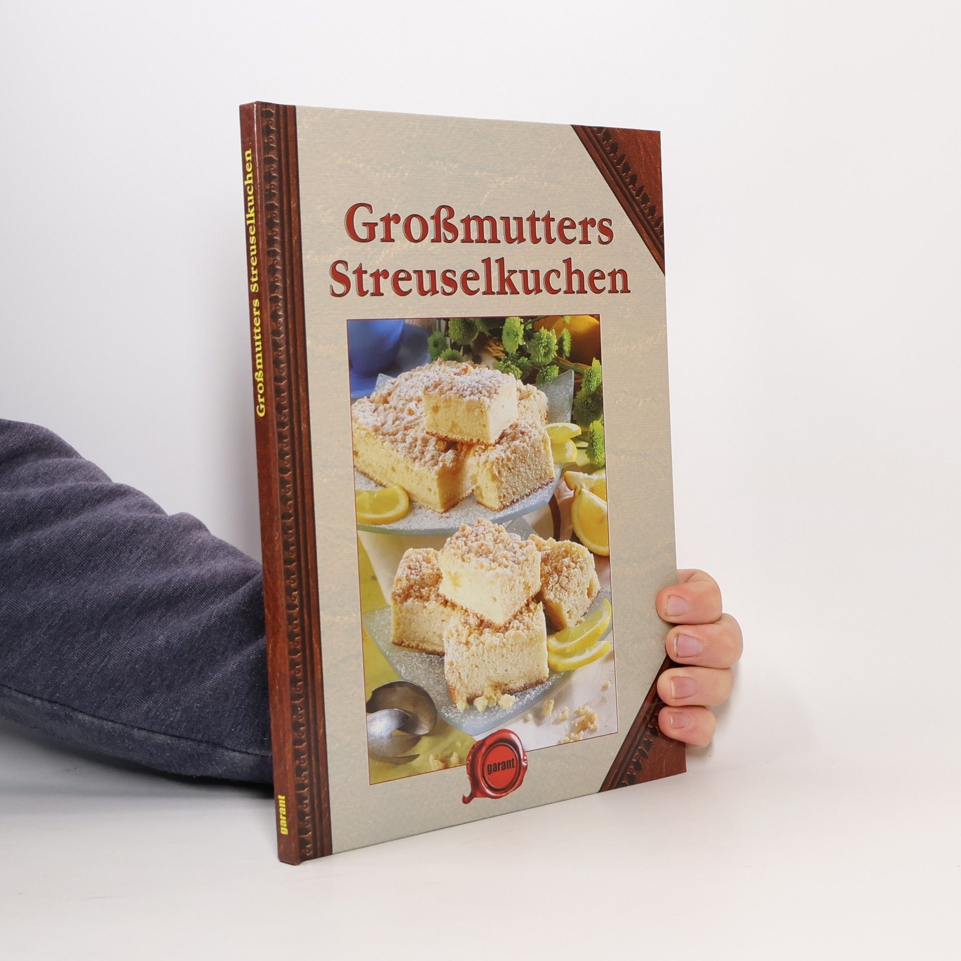 Kolektív autorov Großmutters Streuselkuchen