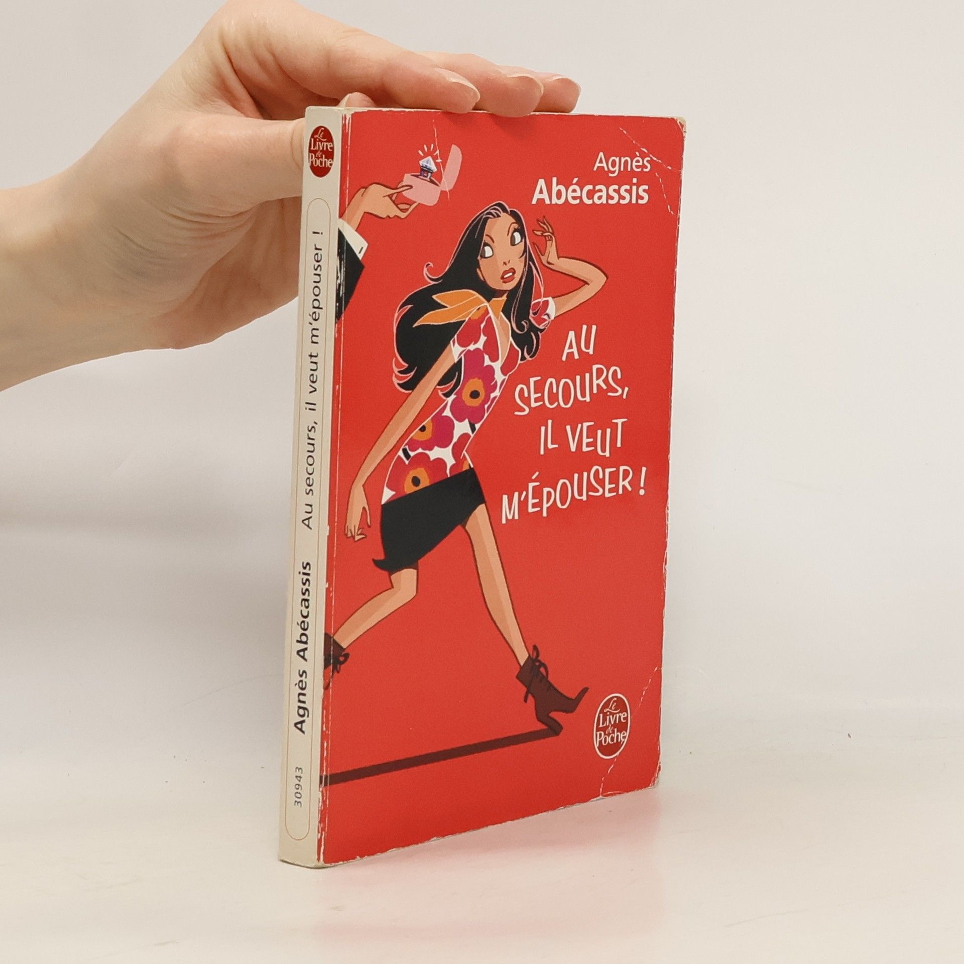 Au secours, il veut m'épouser !