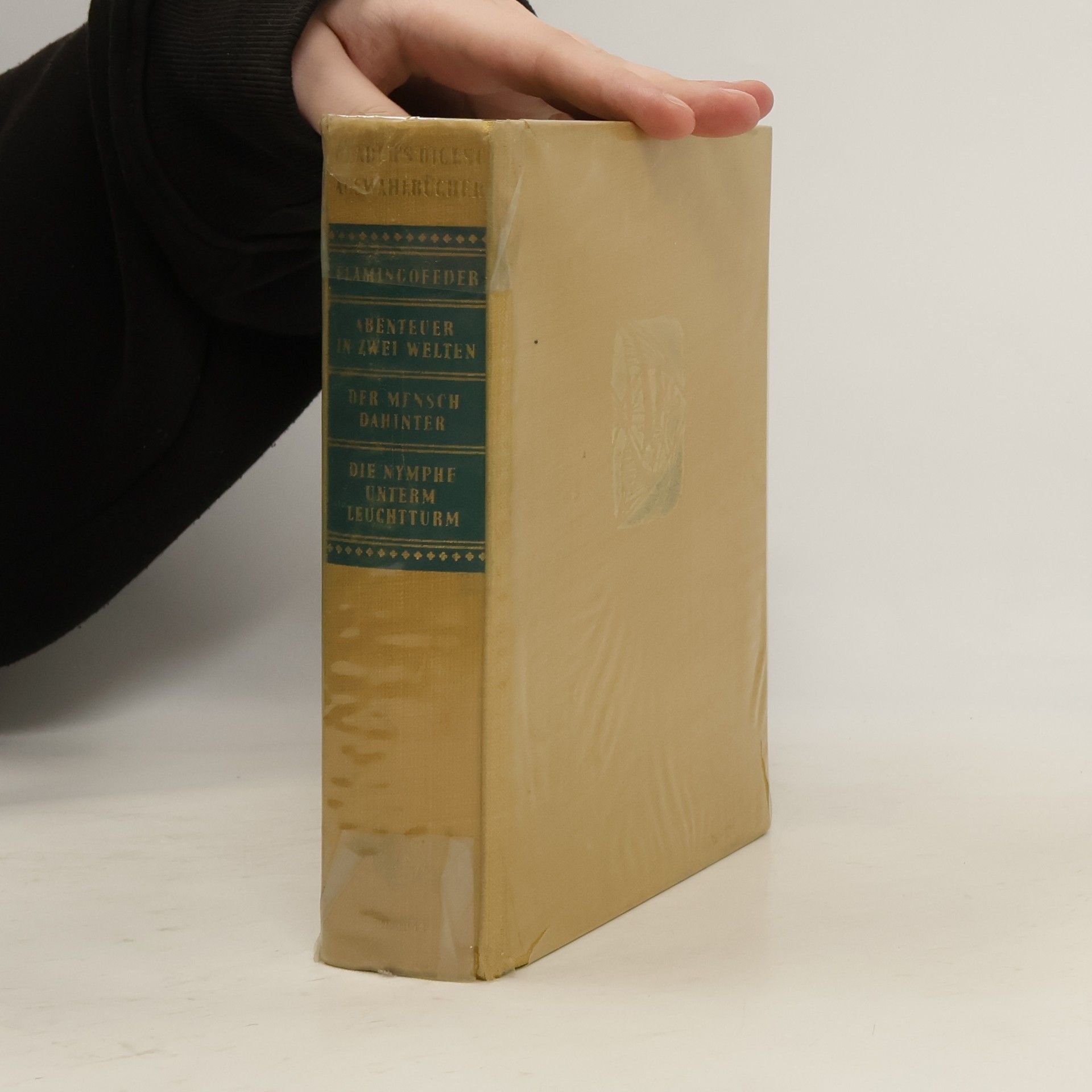 Thomas H. Raddall Flamingofeder. Abenteuer zweier Welten. Der Mensch dahinter. Die Nymphe unterm Leuchtturm