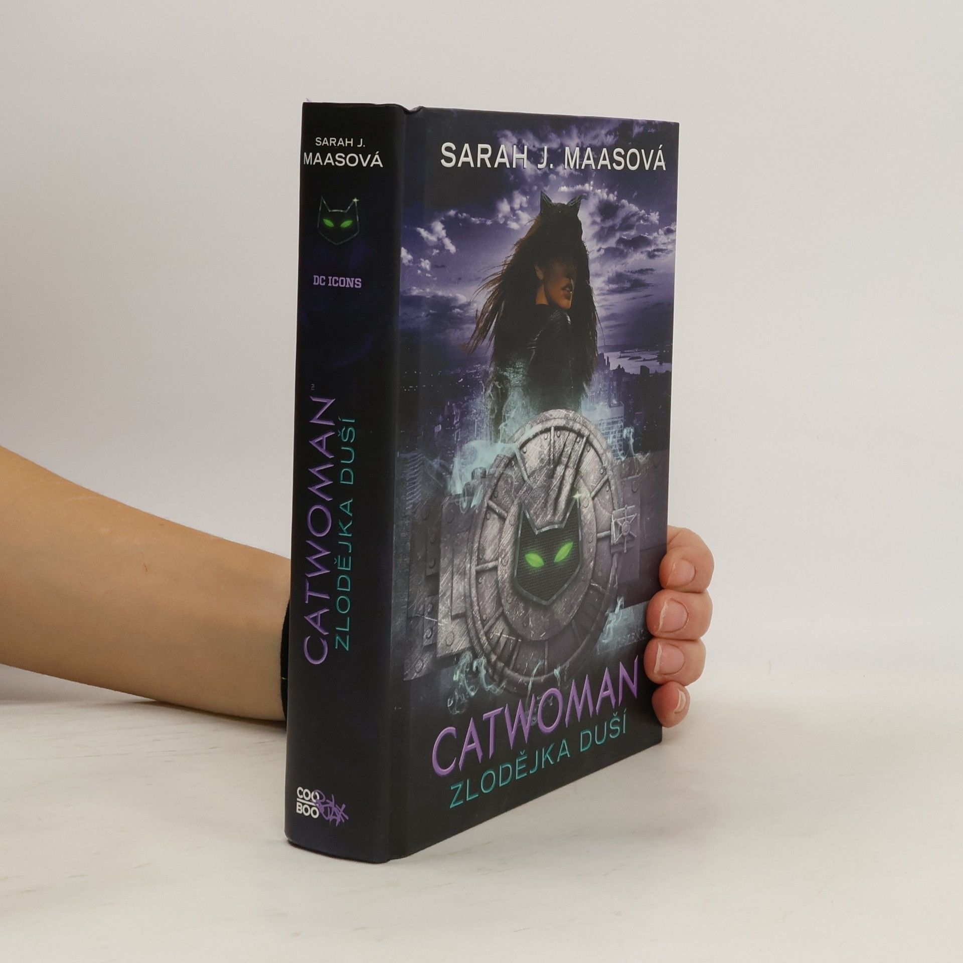 Sarah J. Maas Catwoman: Zlodějka duší