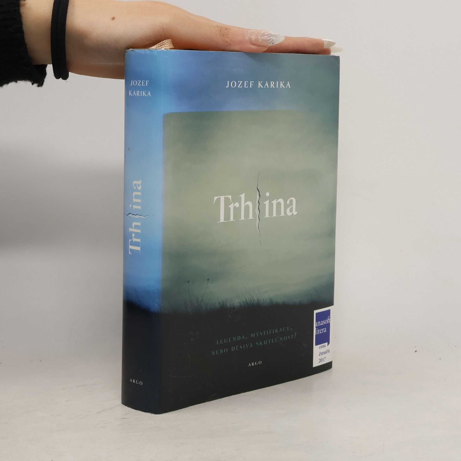 Jozef Karika Trhlina