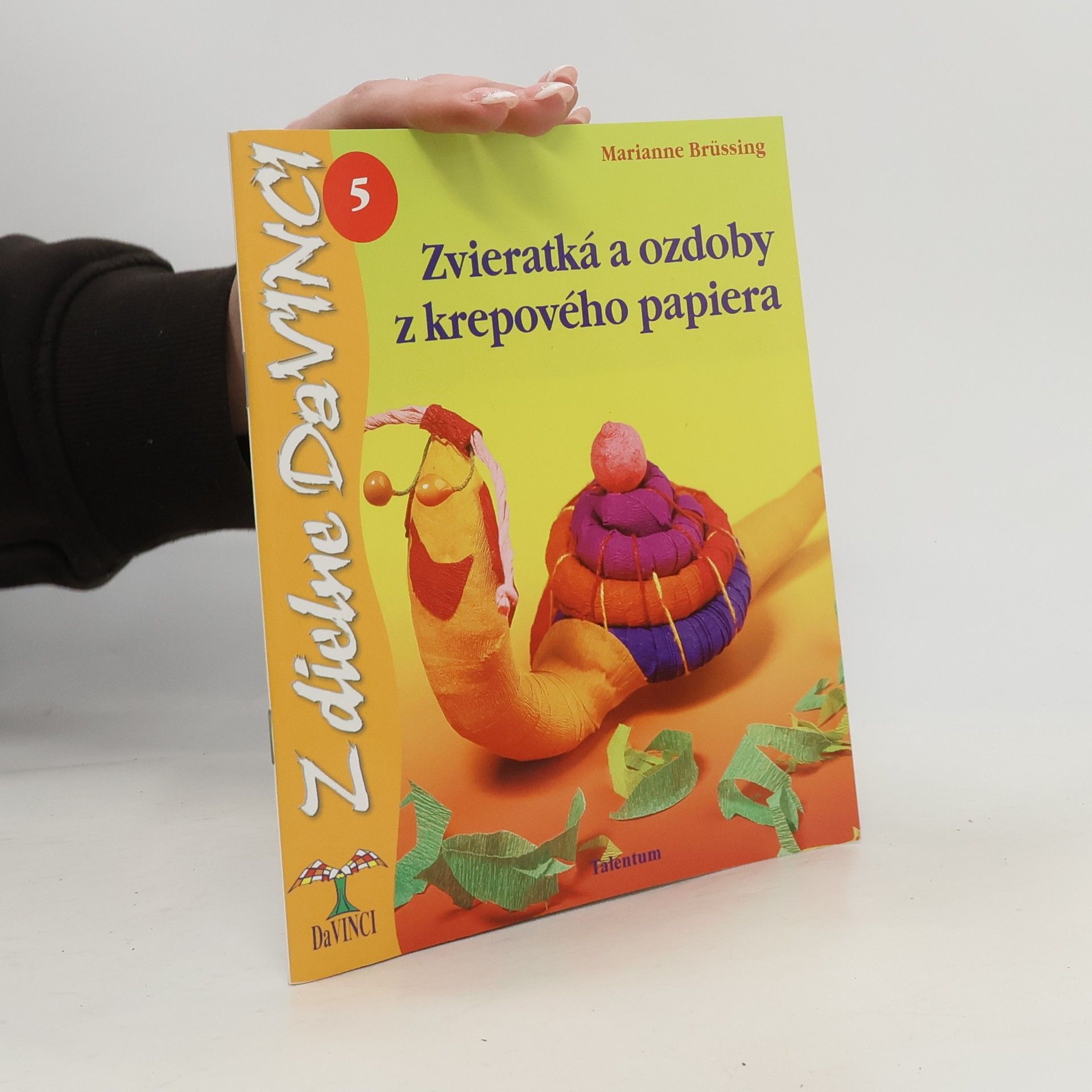 Marianne Brüssing Zvieratká a ozdoby z krepového papiera