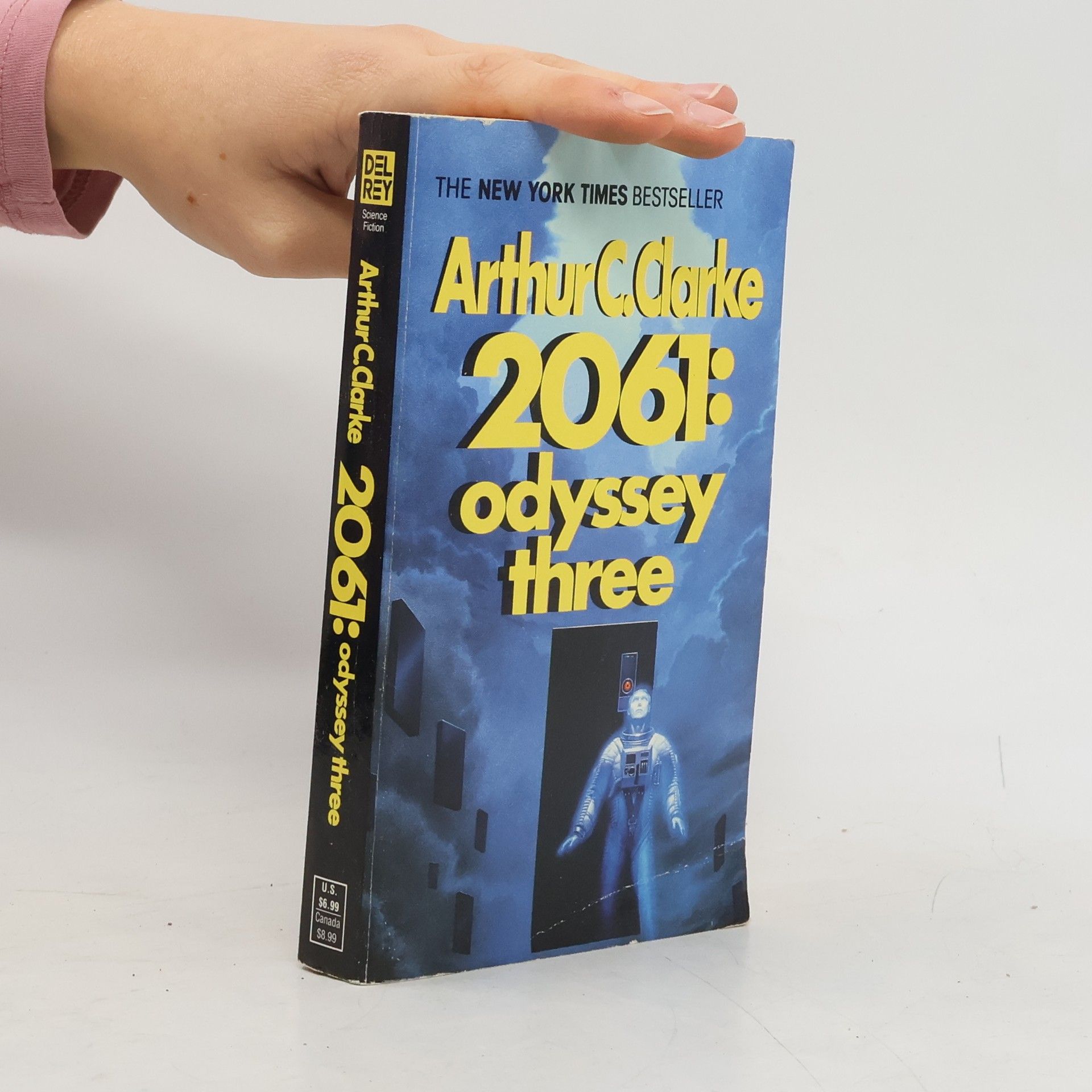 Arthur Charles Clarke 2061. Odyssey three