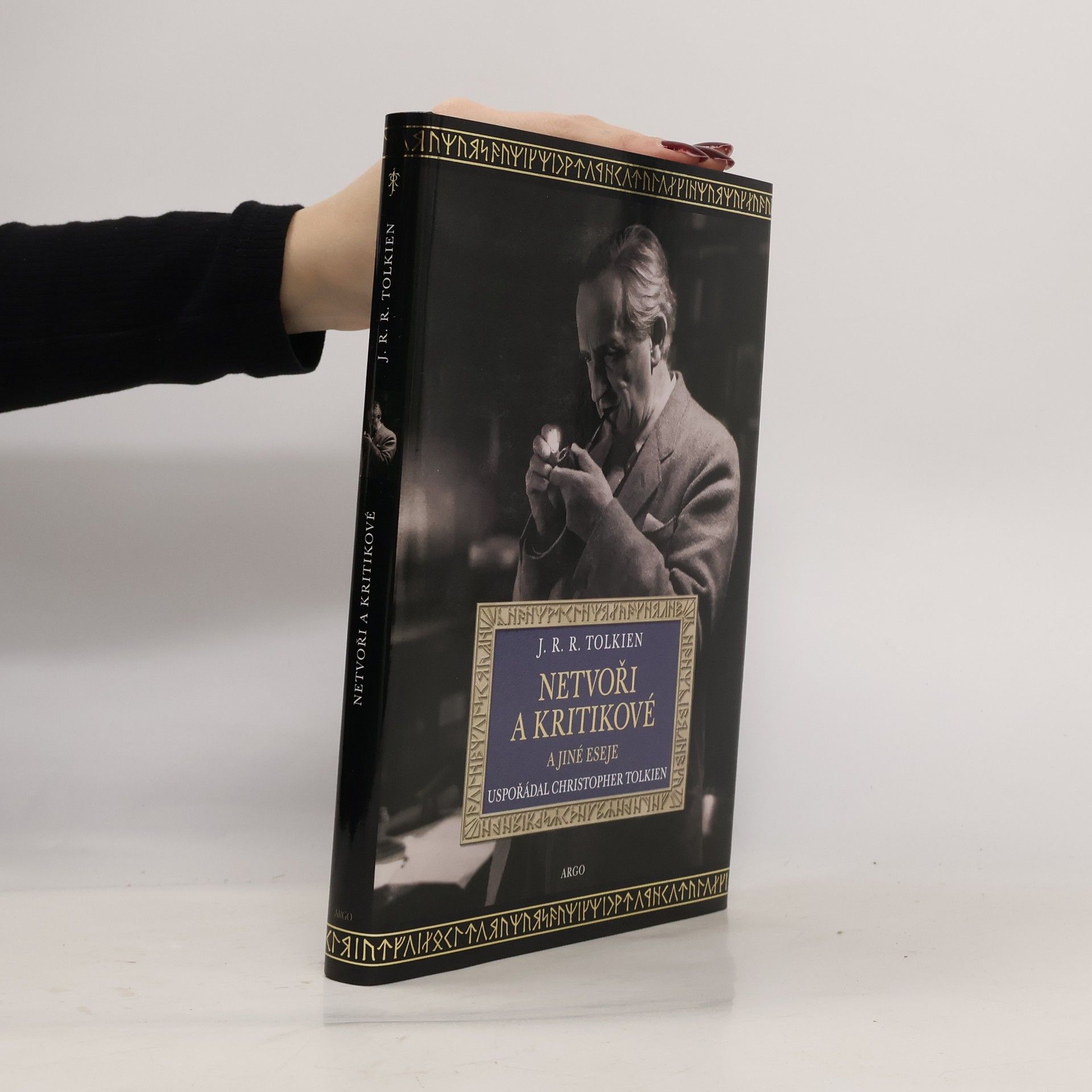 J. R. R. Tolkien Netvoři a kritikové