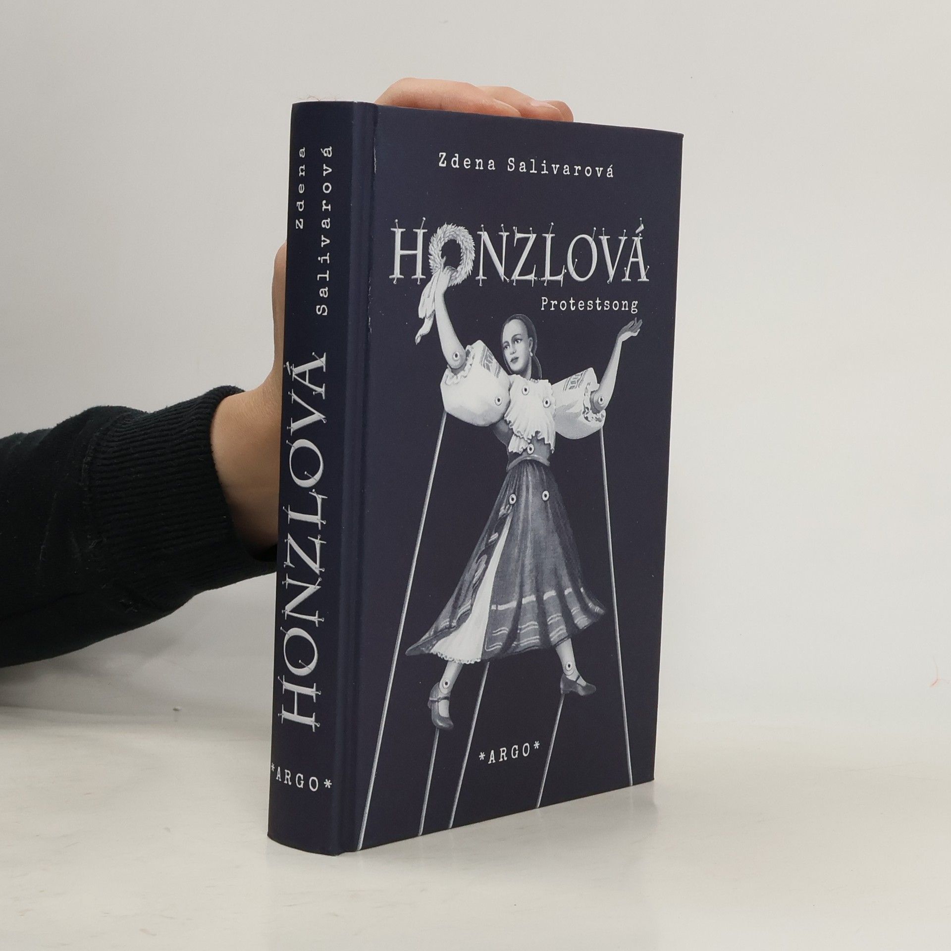 Zdena Salivarová Honzlová : protestsong