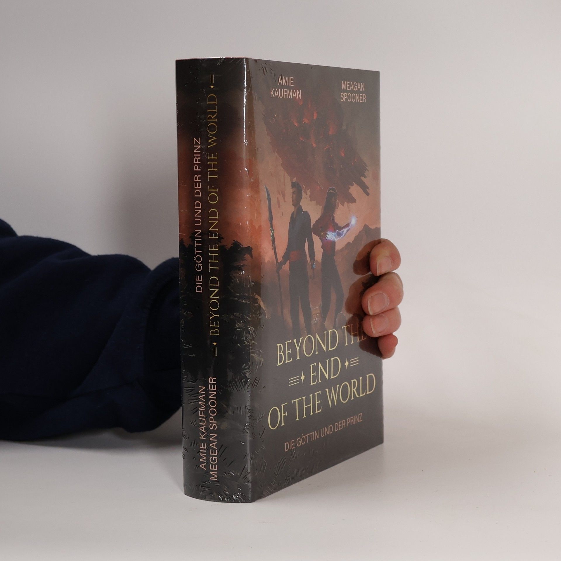 Beyond the End of the World. Die Göttin und der Prinz