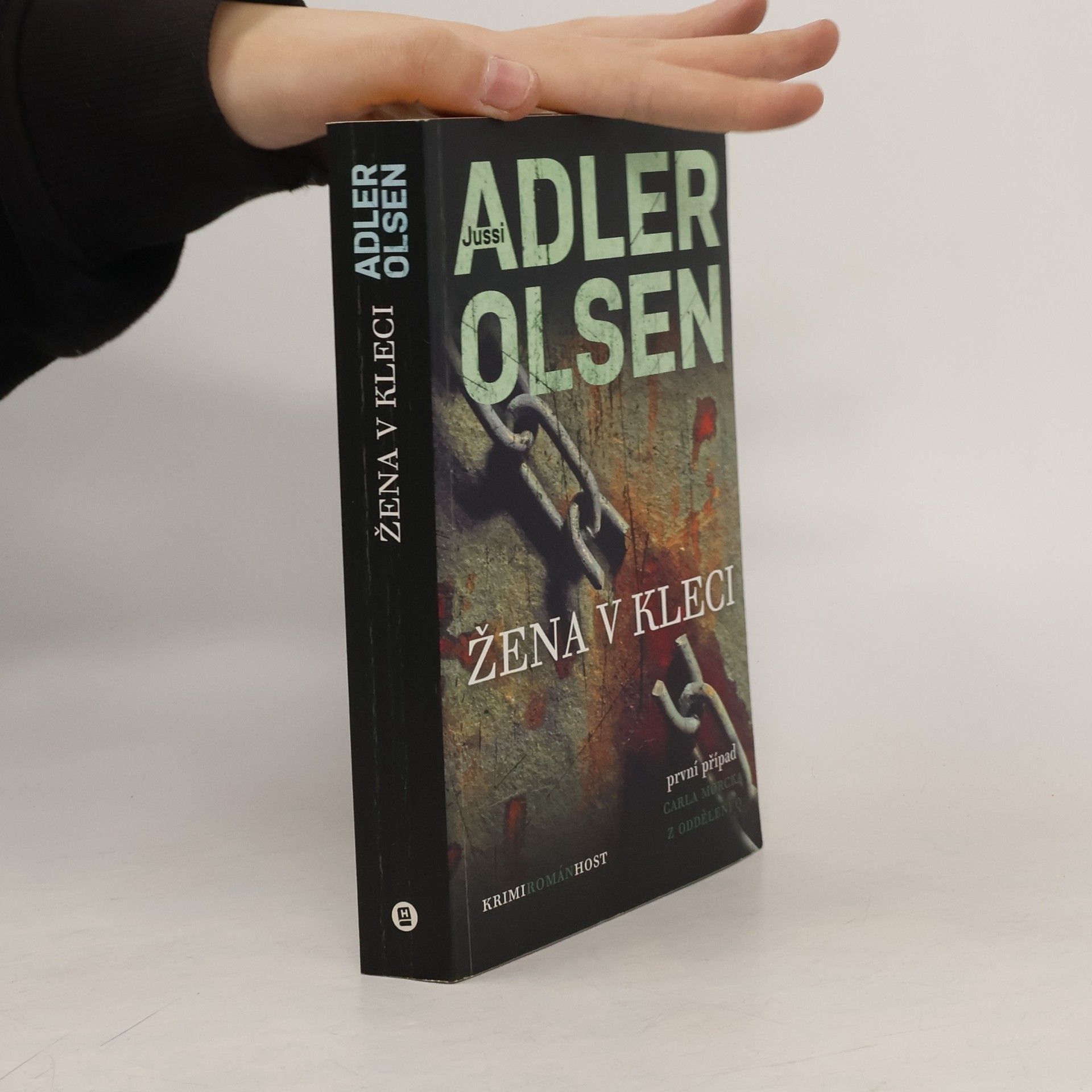 Kristina Václavů Žena v kleci