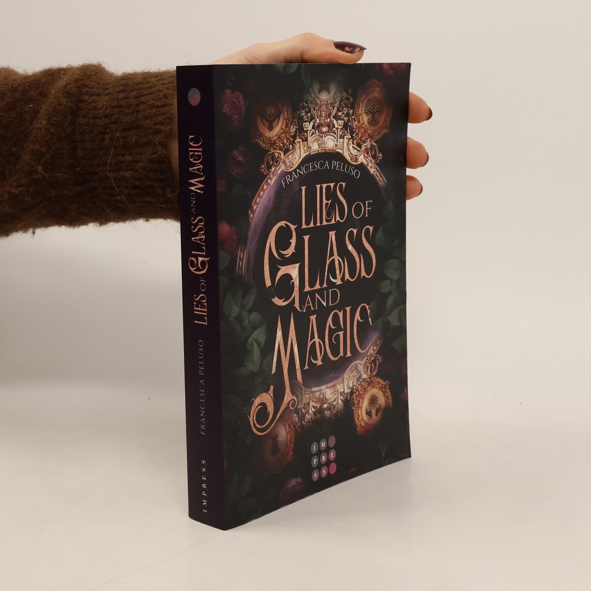 Francesca Peluso Lies of Glass and Magic