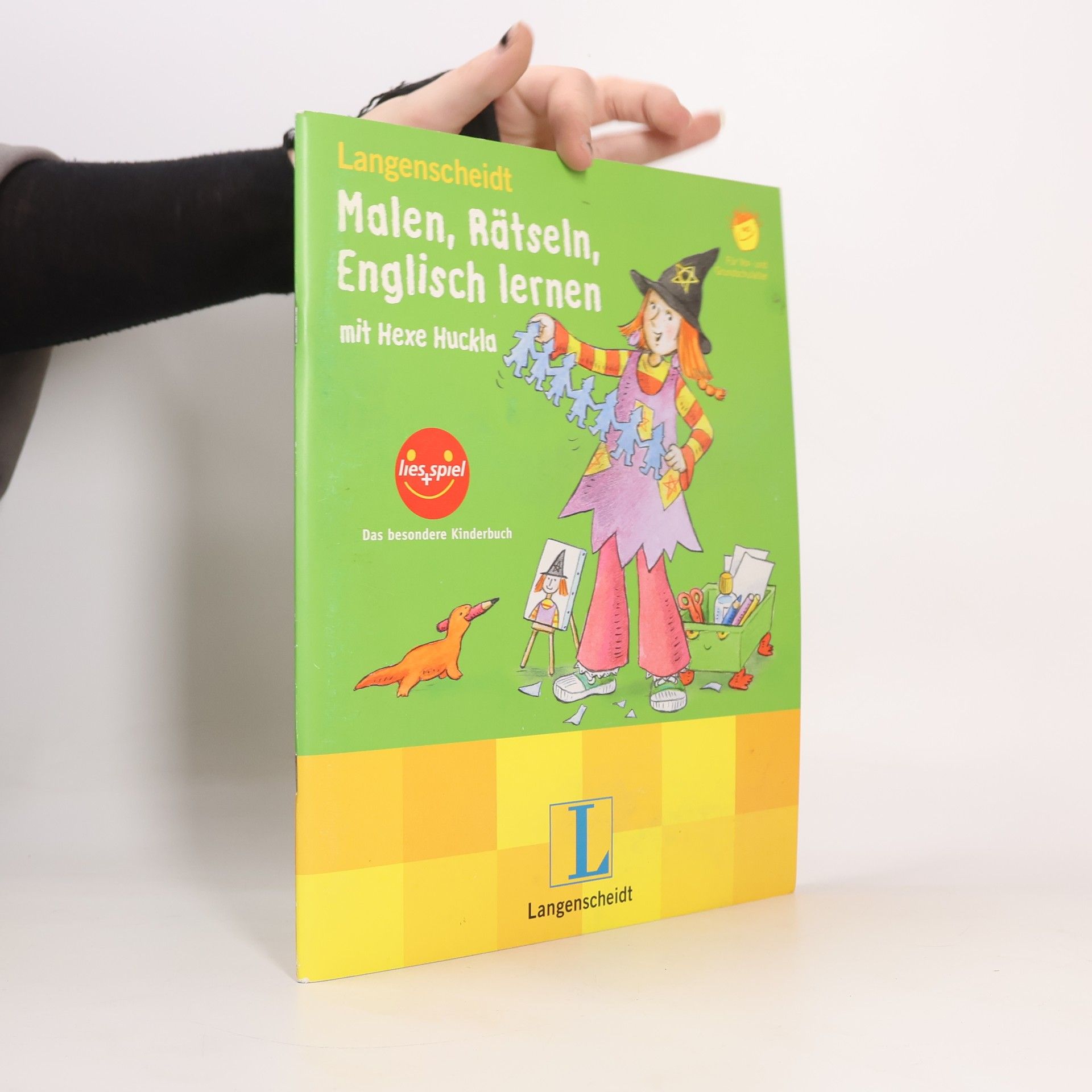Autorenkollektiv Malen, Rätseln, Englisch Lernen mit Hexe Huckla