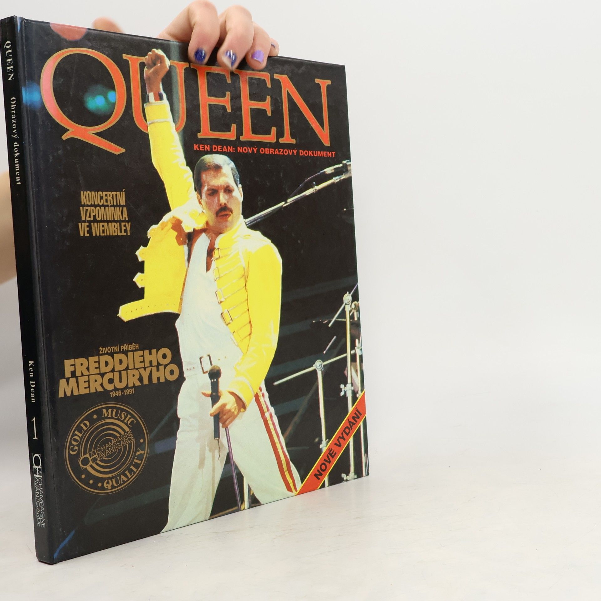 Ken Dean Queen : nový obrazový dokument