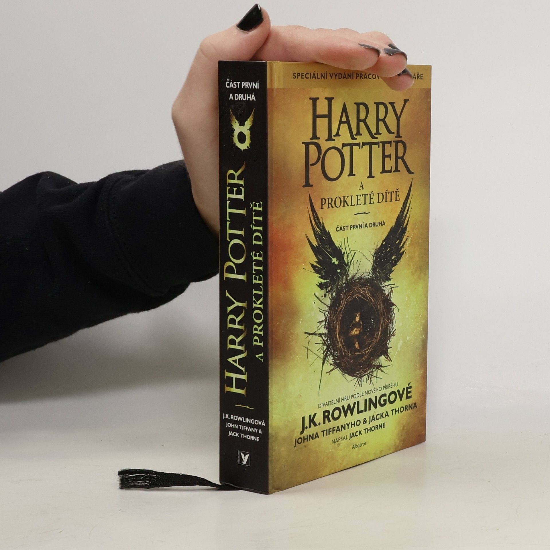 Jack Thorne Harry Potter a prokleté dítě