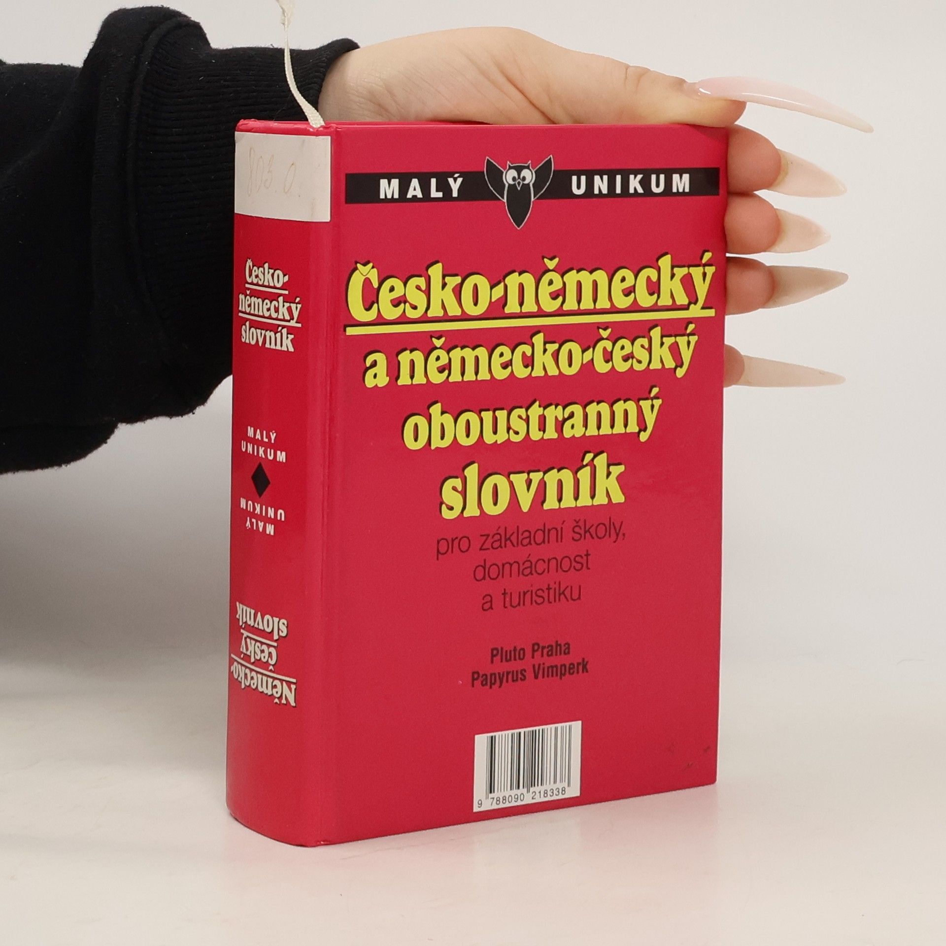 Jaroslava Heinzová Česko-německý a německo-český oboustranný slovník