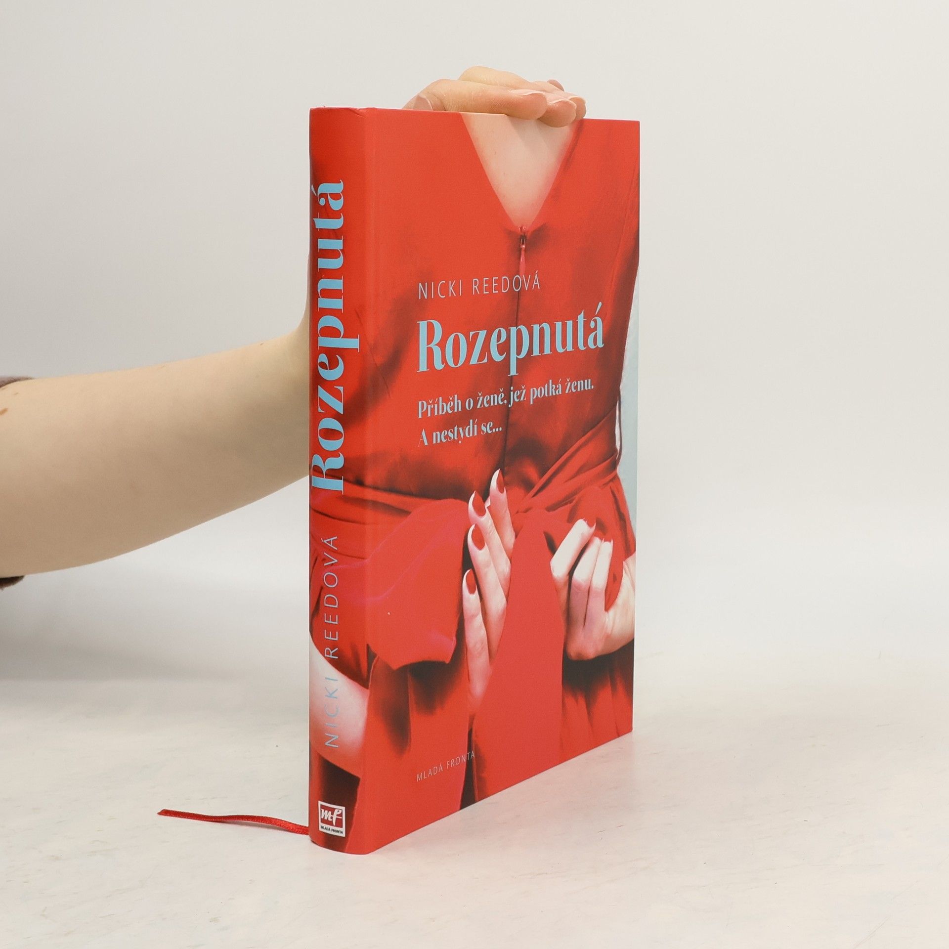 Nicole M. Reed Rozepnutá