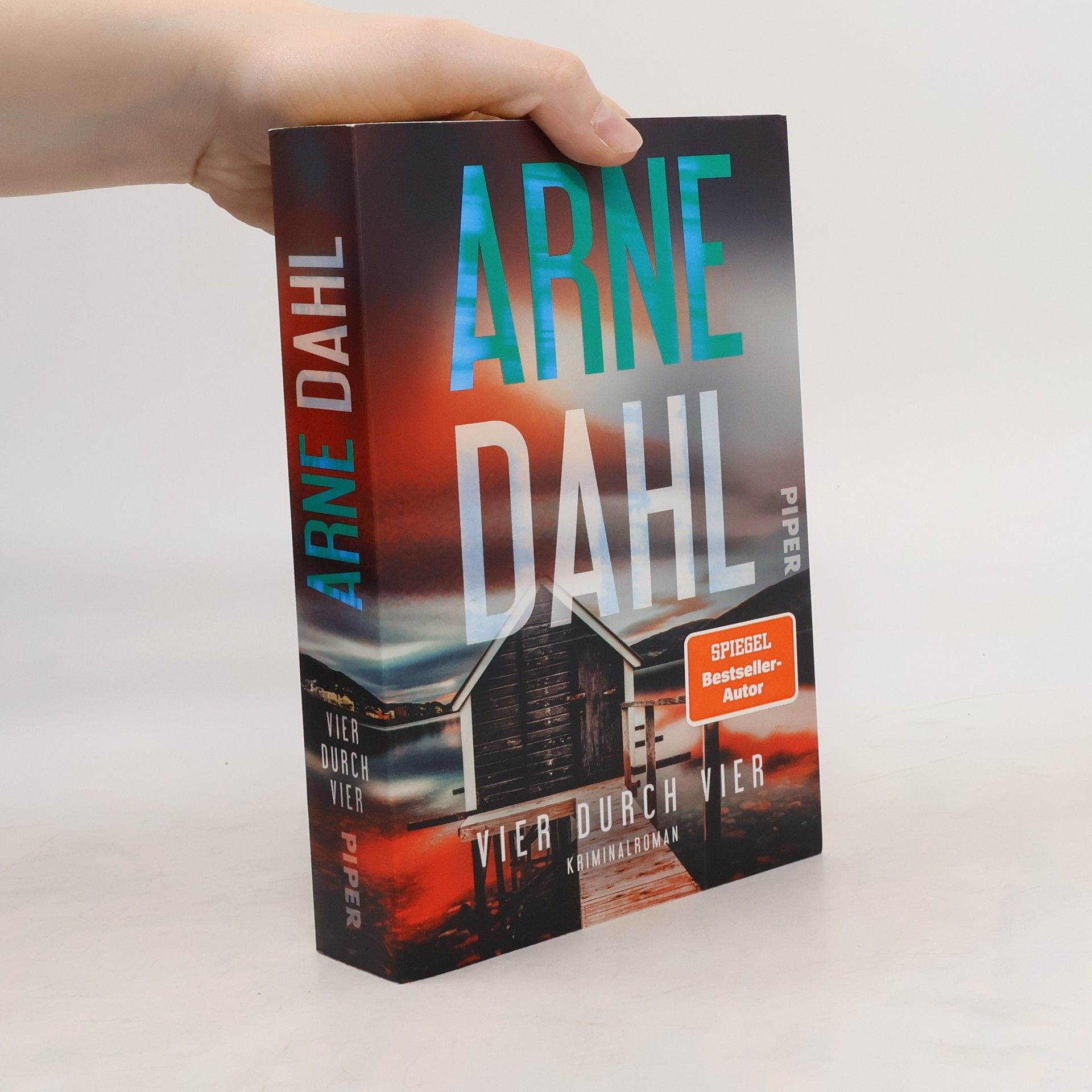 Jan Arnald Vier durch vier