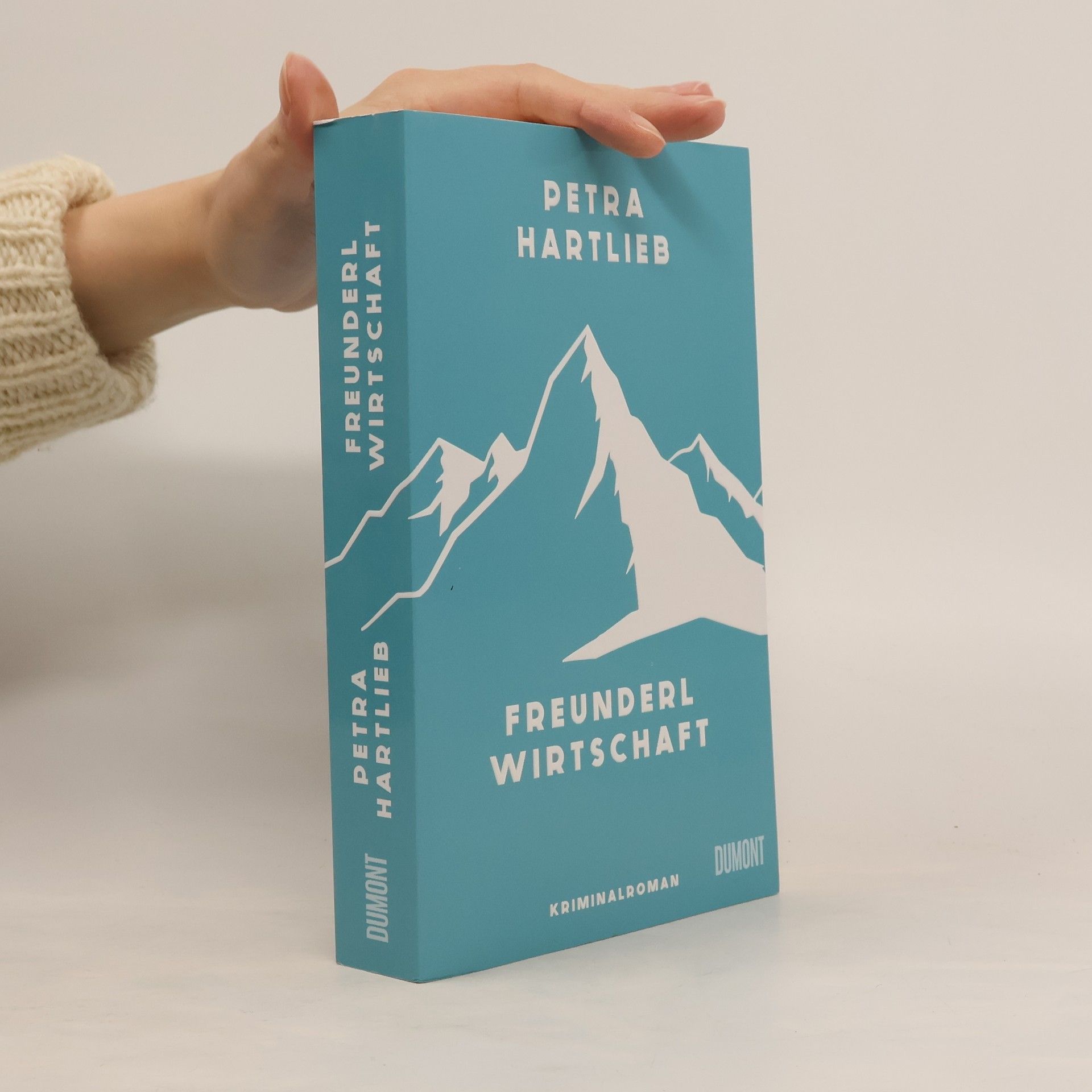 Petra Hartlieb Freunderlwirtschaft