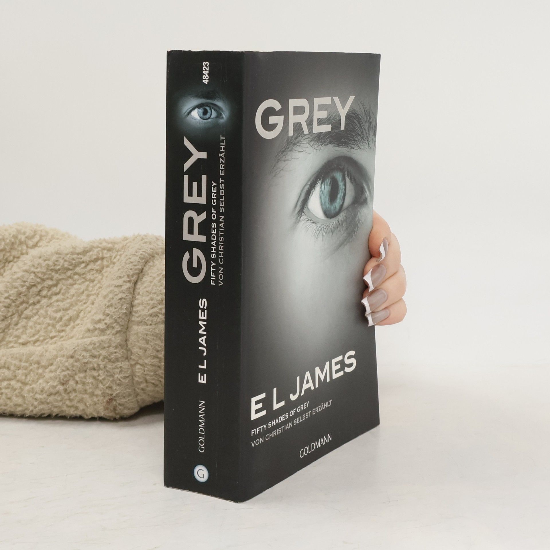 E. L. James Grey
