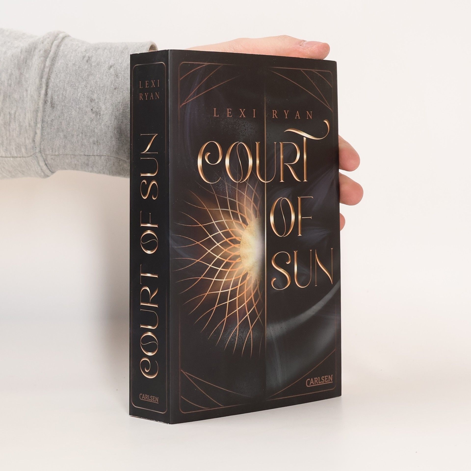 Lexi Ryan Court of sun