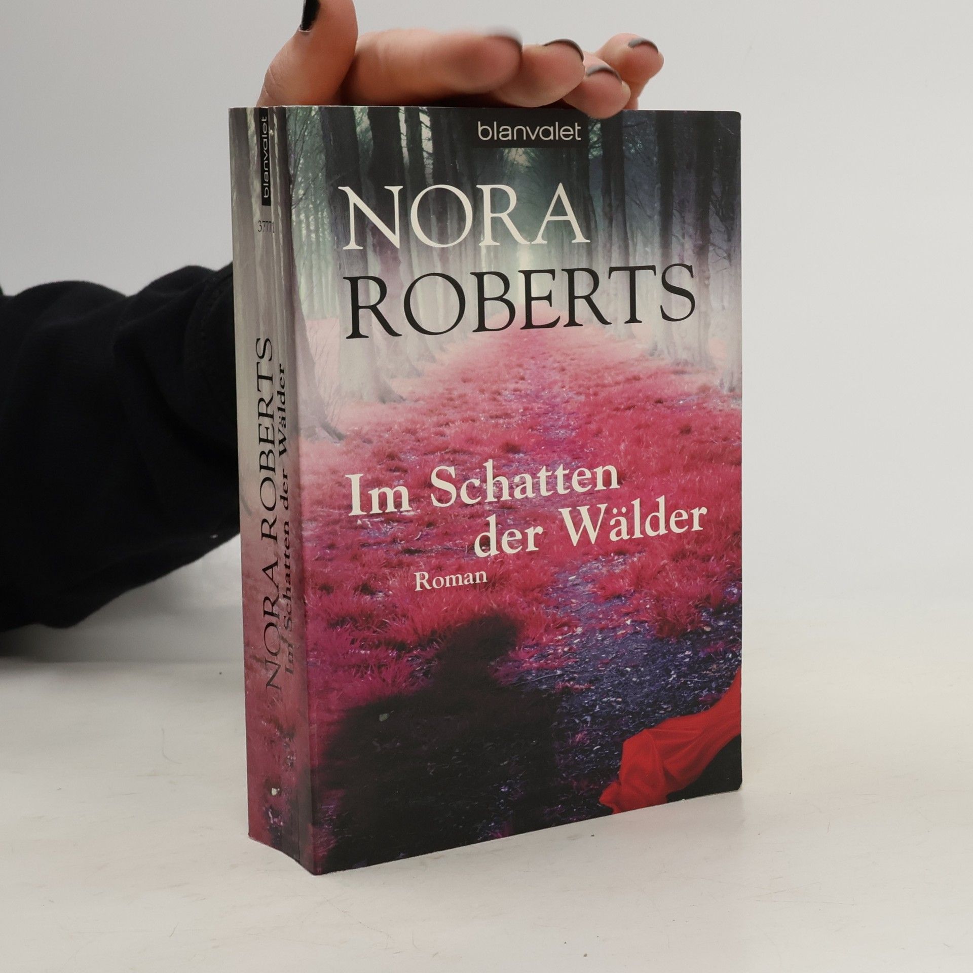 Nora Roberts Im Schatten der Wälder