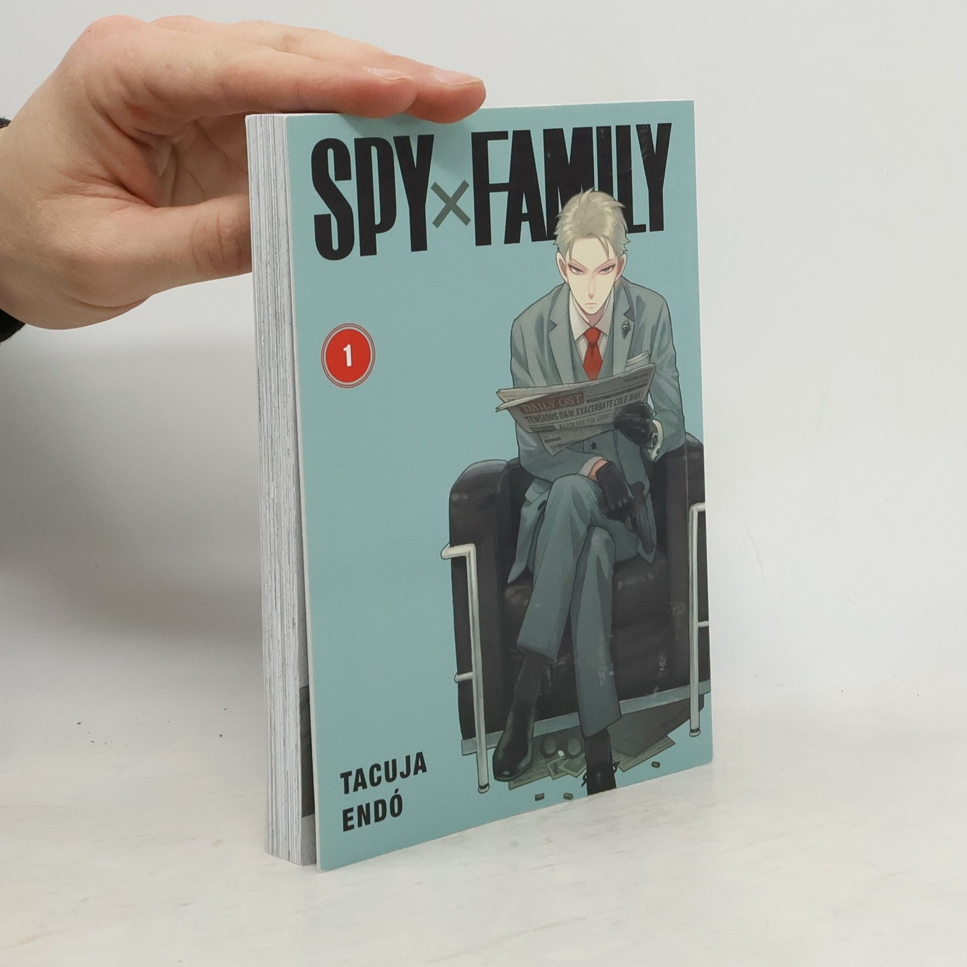 Tacuja Endó Spy x Family 1