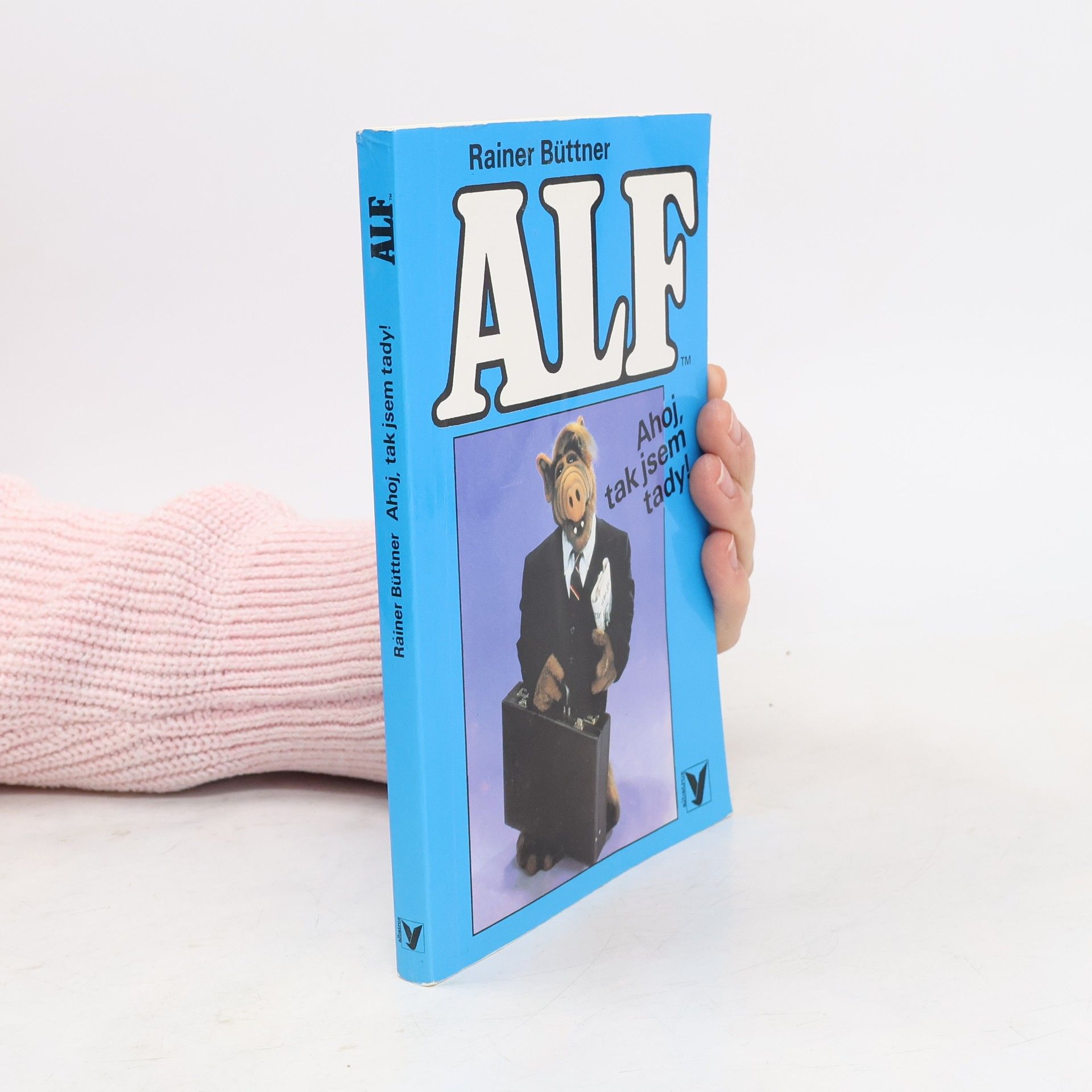 Alf. Ahoj, tak jsem tady!