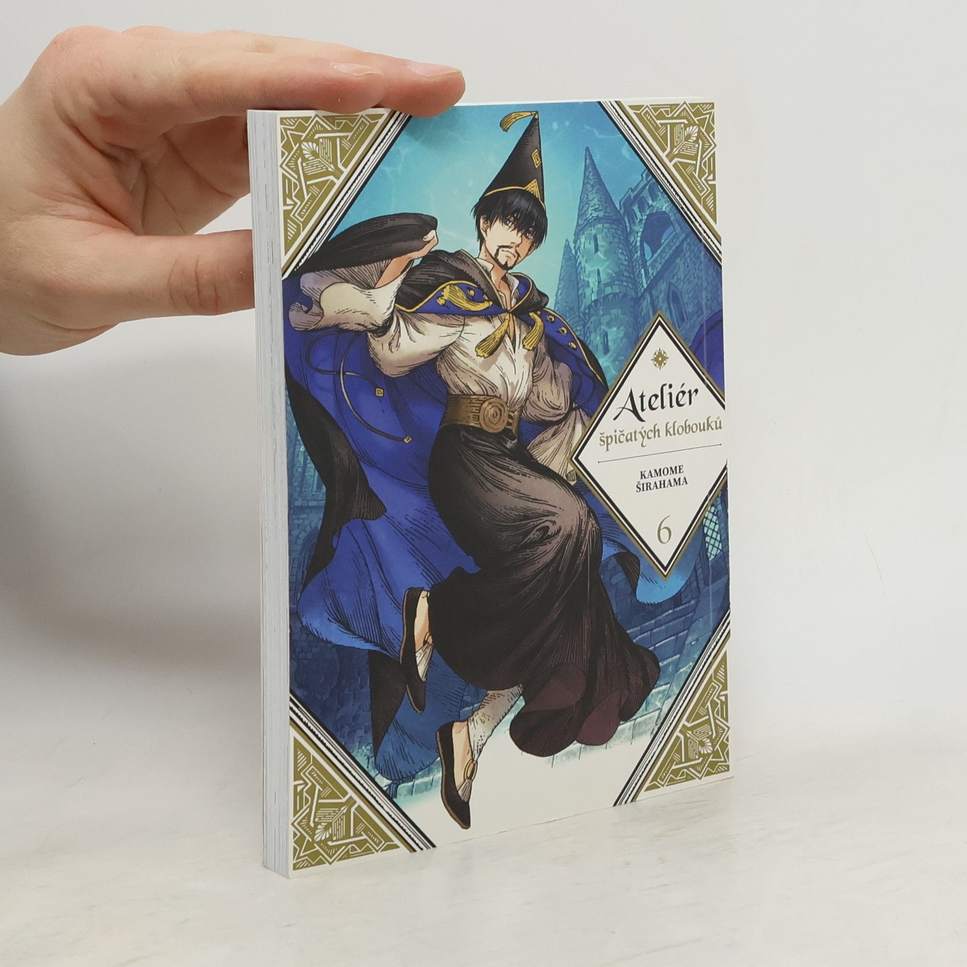 Kamome Shirahama Ateliér špičatých klobouků. 6