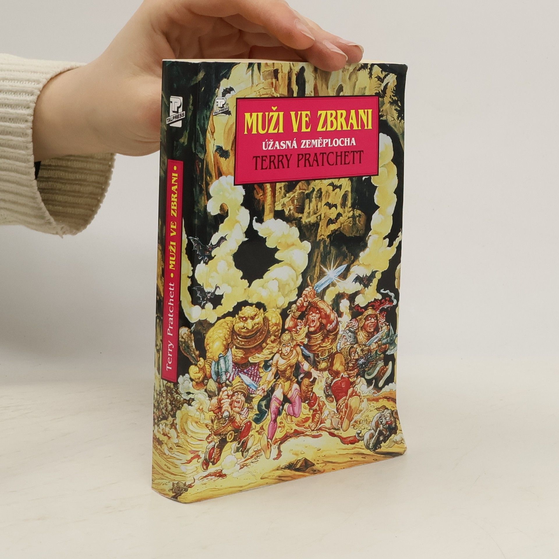 Terry Pratchett Muži ve zbrani