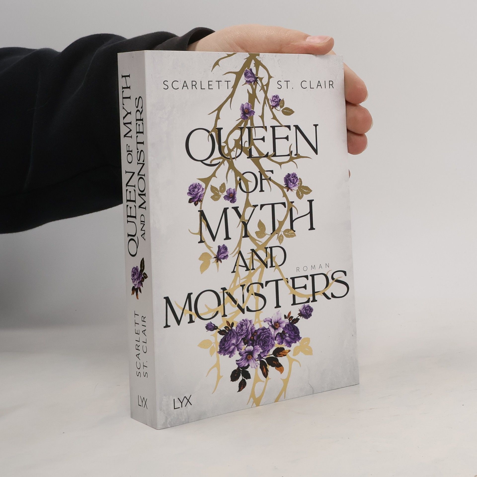 Scarlett St. Clair Queen of Myth and Monsters