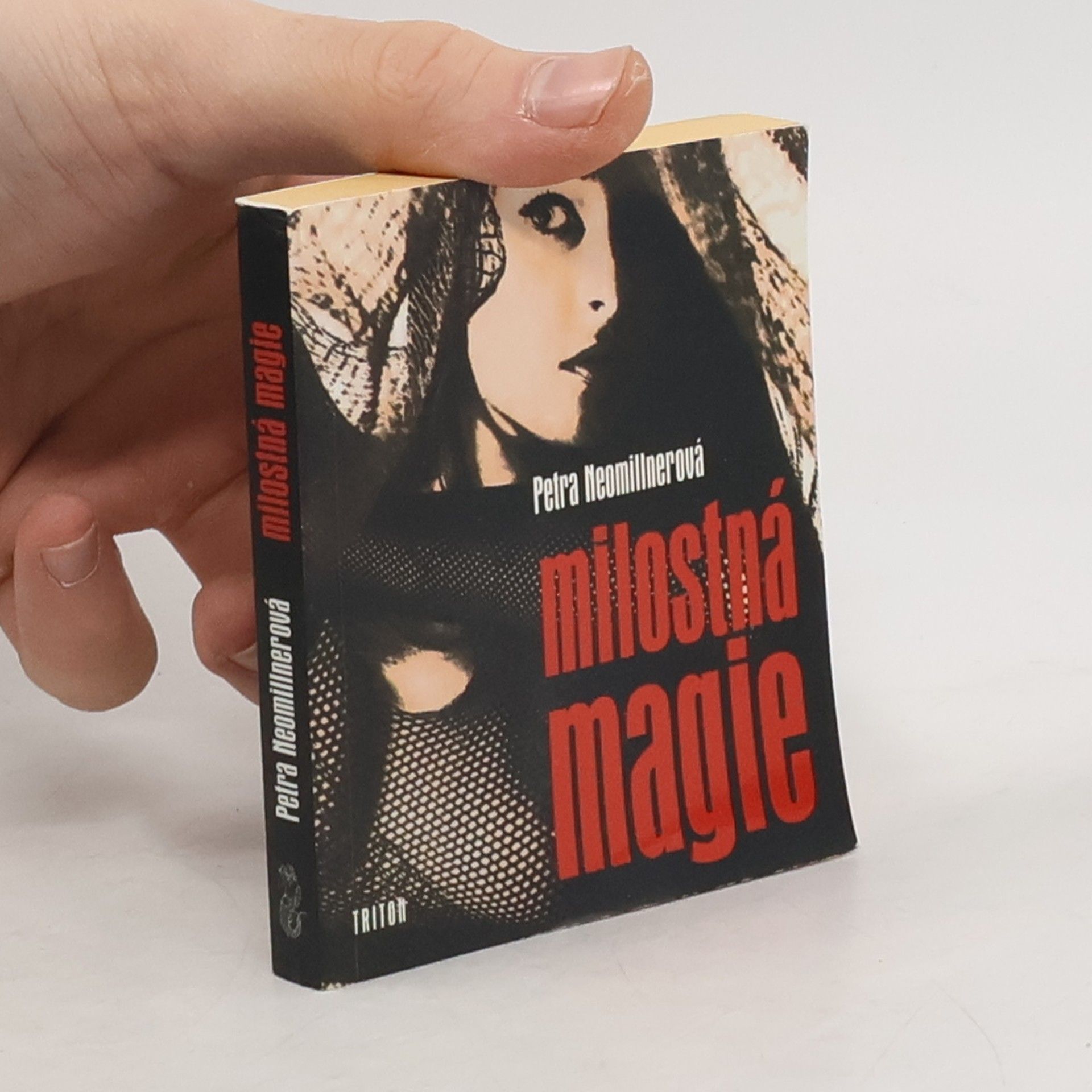 Petra Neomillnerová Milostná magie