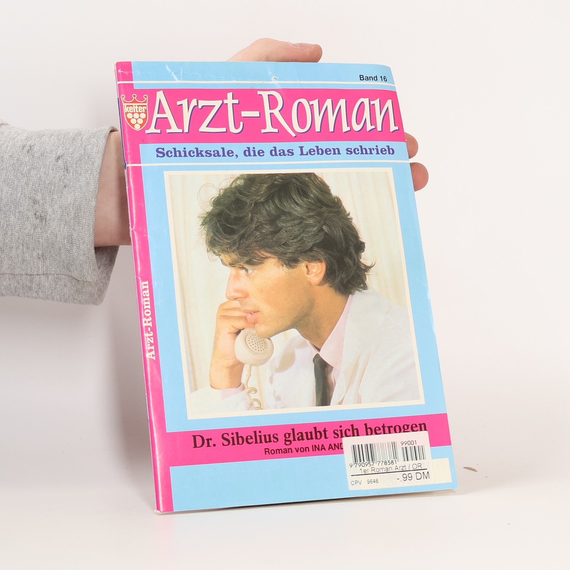 Kolektív autorov Arzt-Roman. Band 16