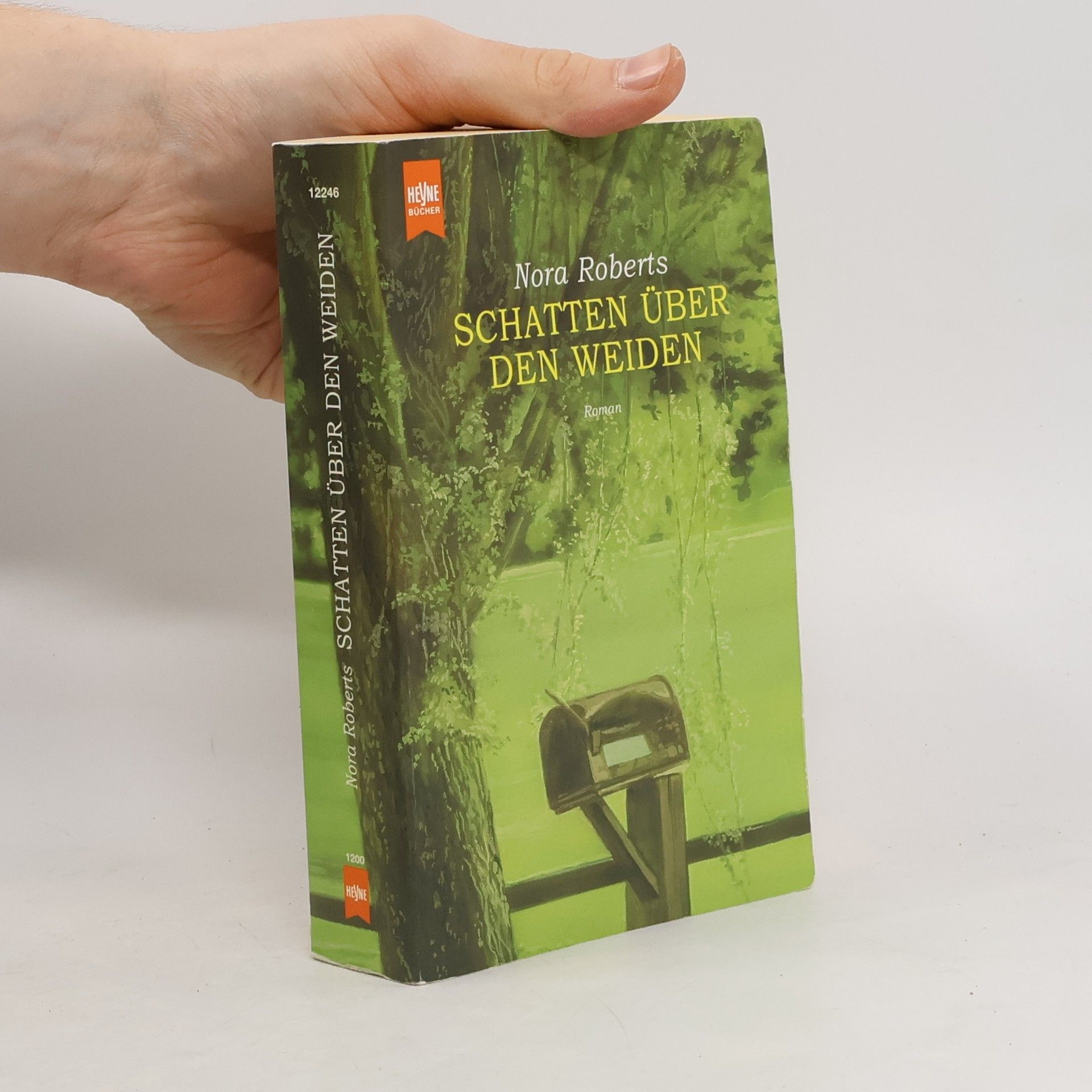 Nora Roberts Schatten über den Weiden