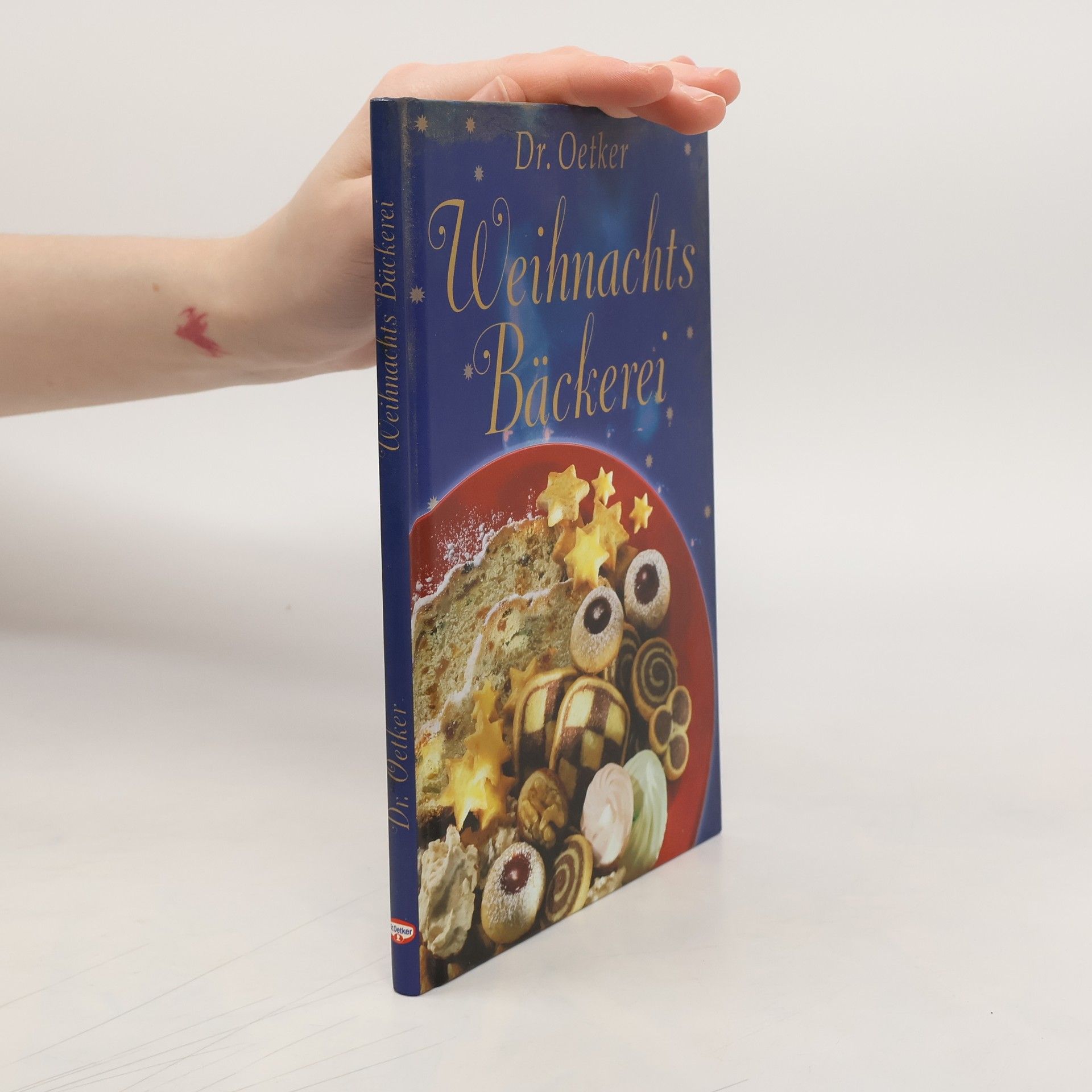 Jasmin Gromzik Dr. Oetker Weihnachts-Bäckerei