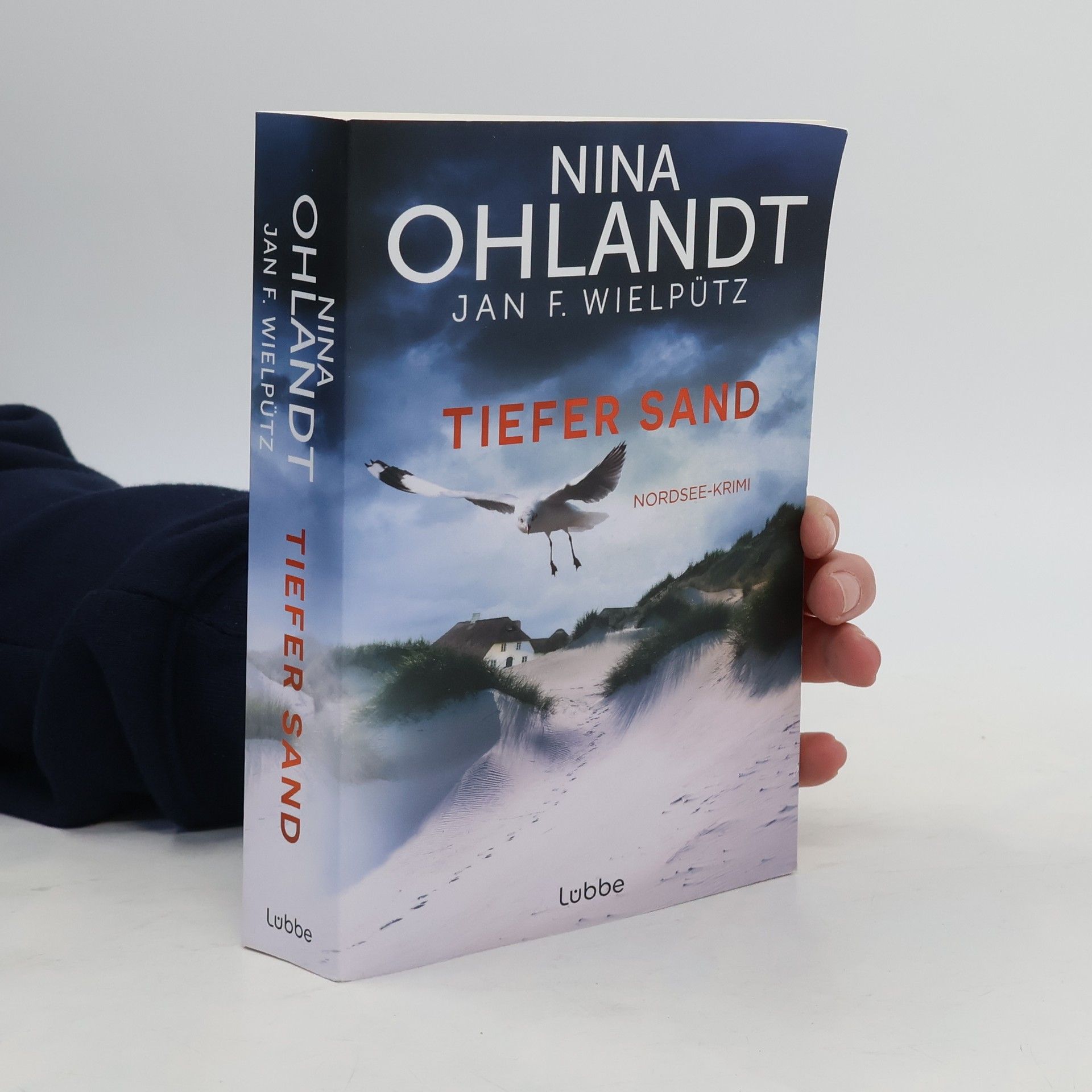 Nina Ohlandt Tiefer Sand