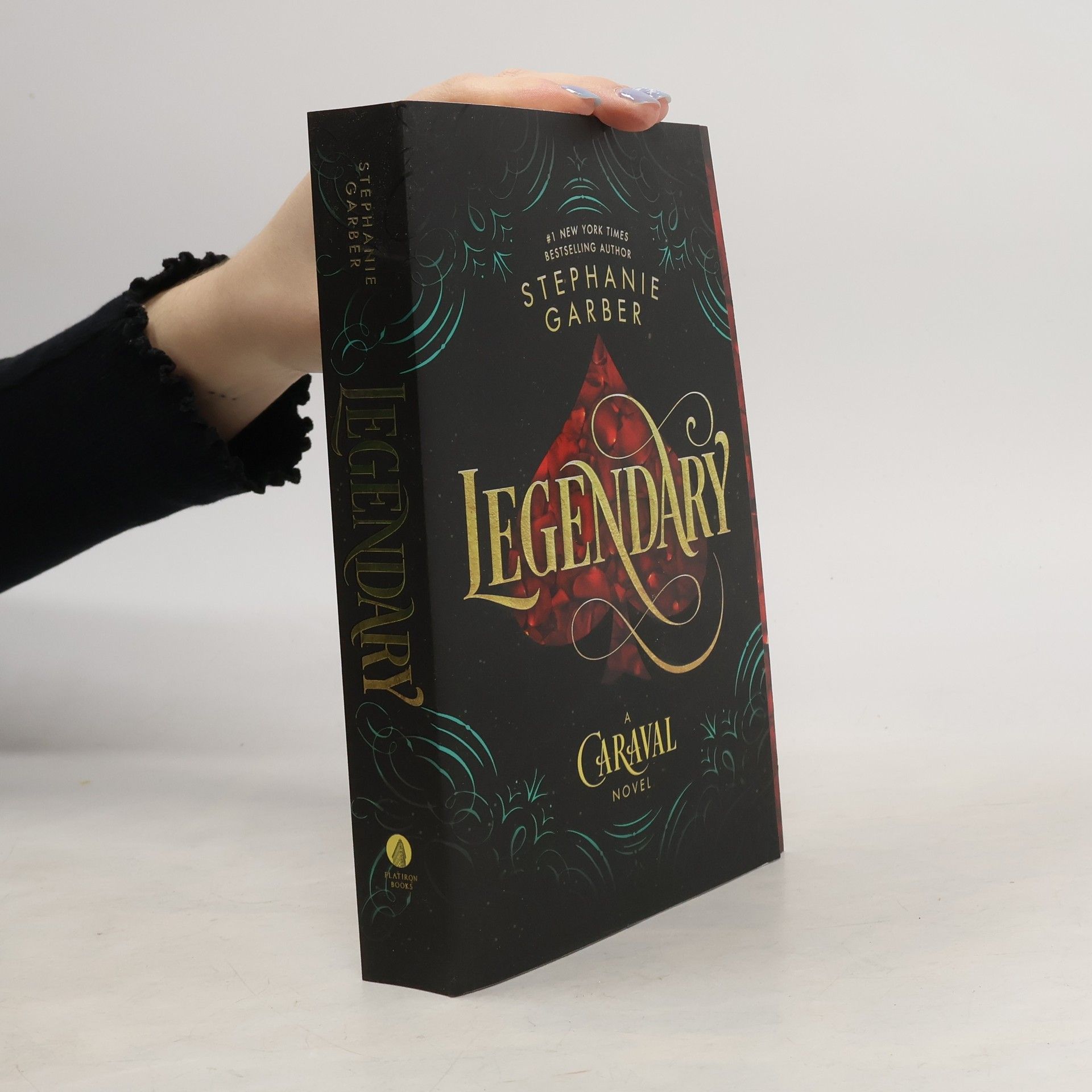 Stephanie Garber Legendary