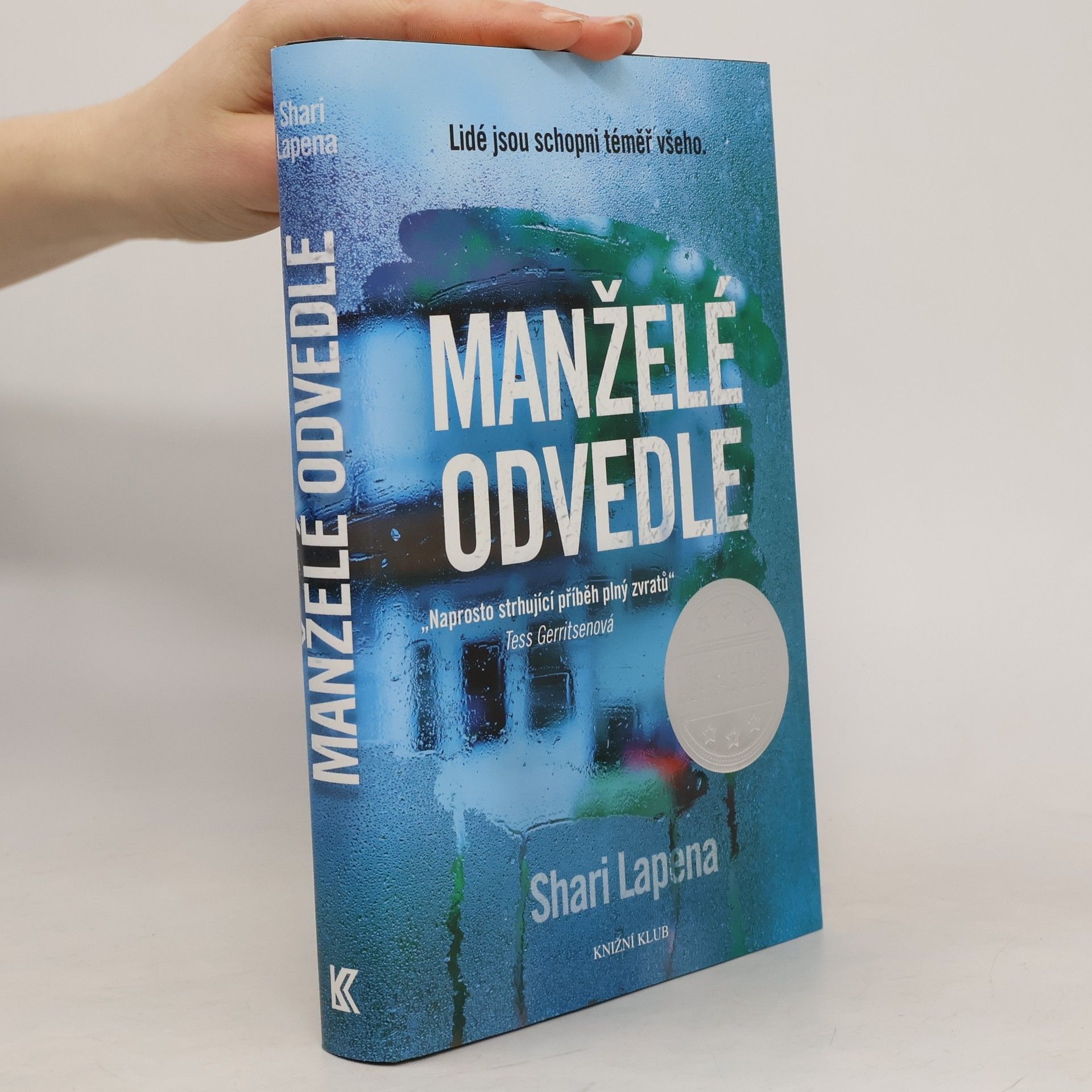 Shari Lapena Manželé odvedle