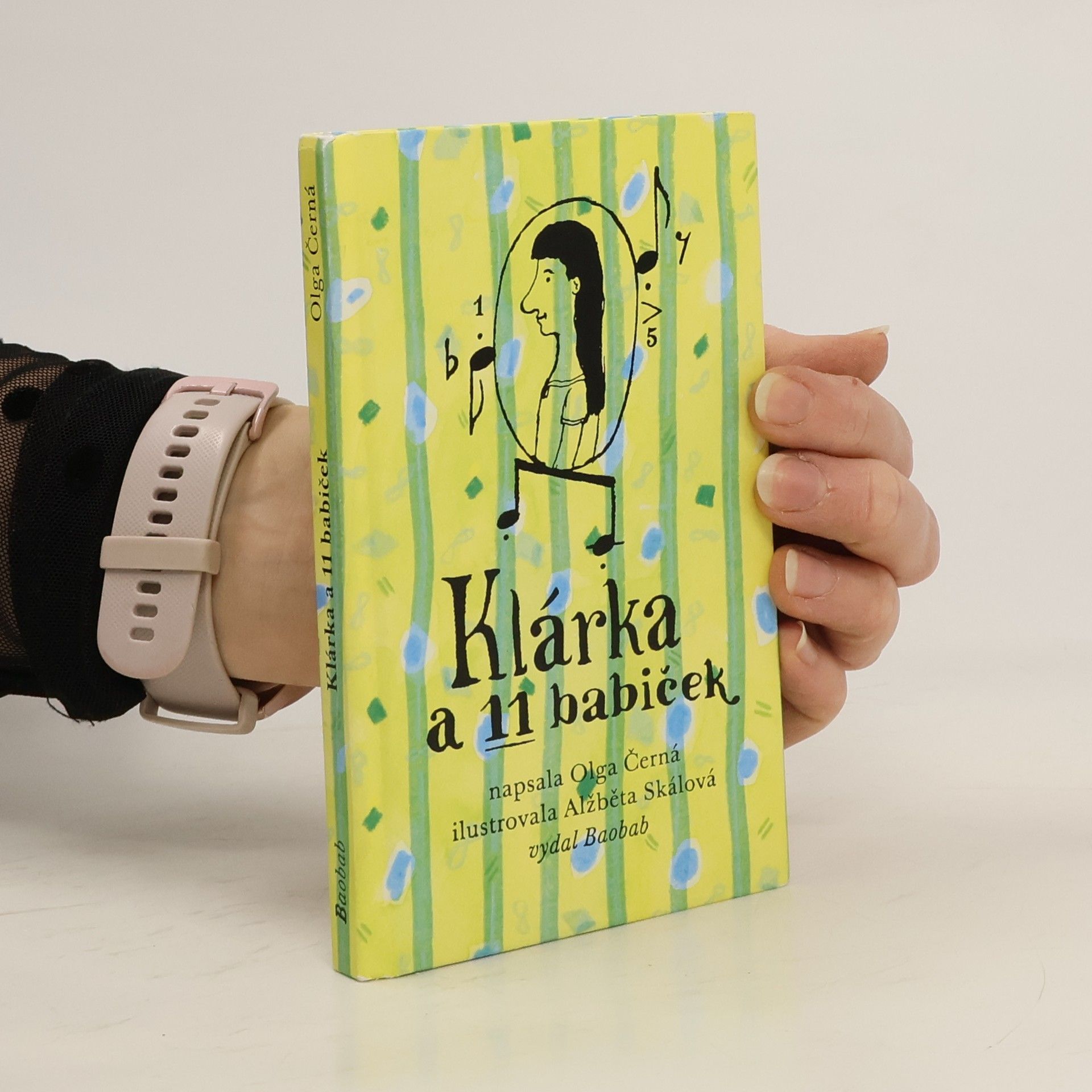 Klárka a 11 babiček