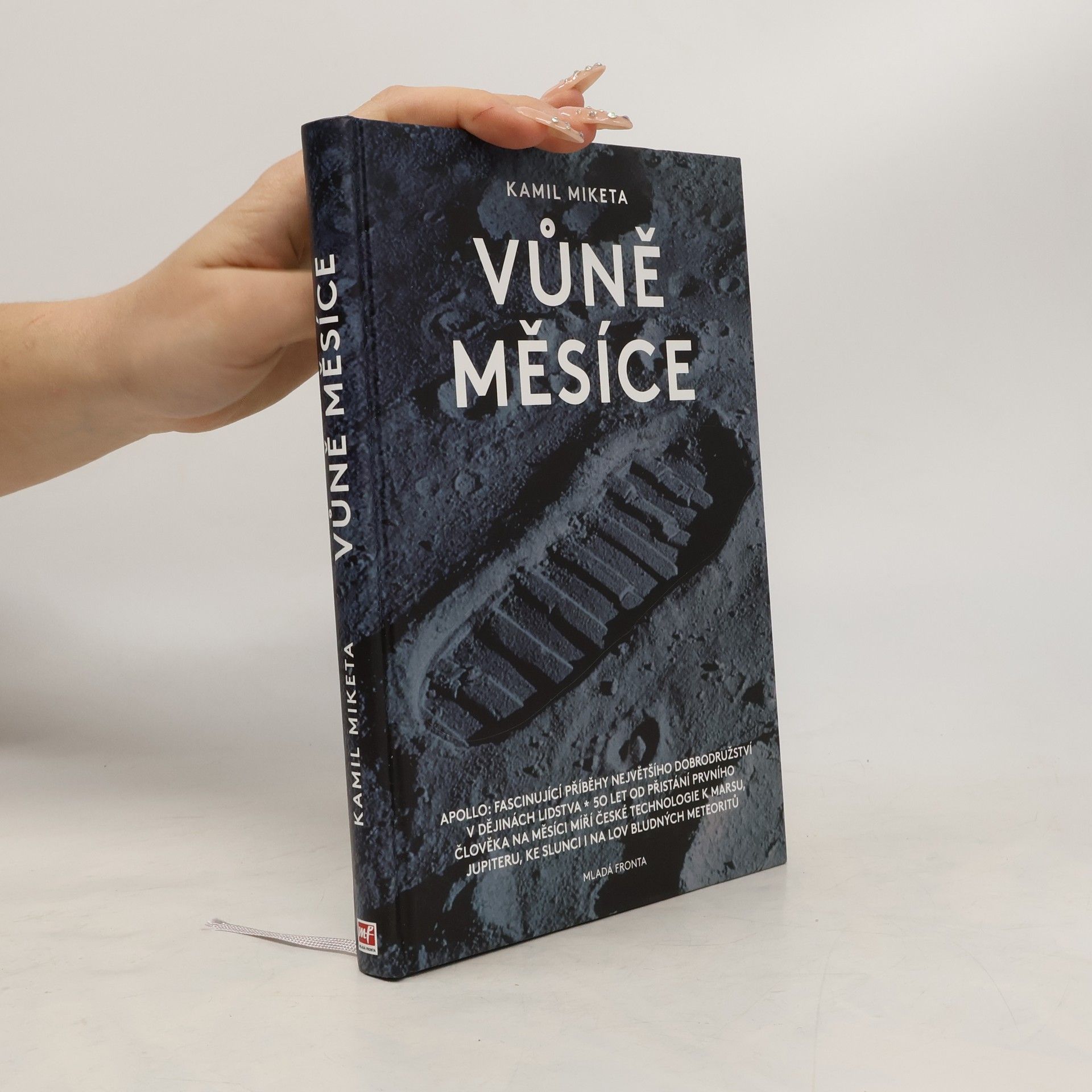 Kamil Miketa Vůně Měsíce