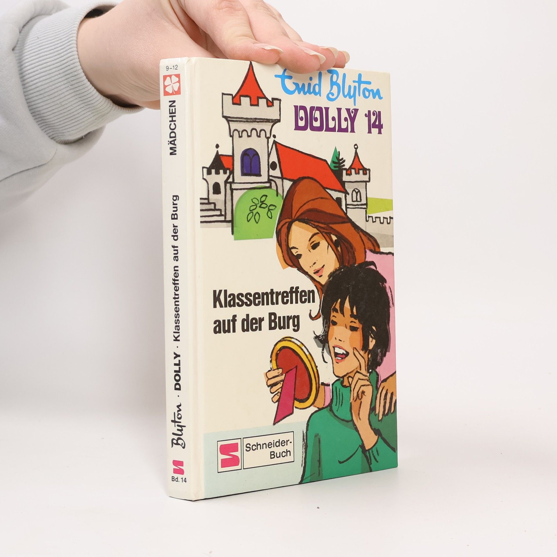 Enid Blyton Dolly 14 - Klassentreffen auf der Burg