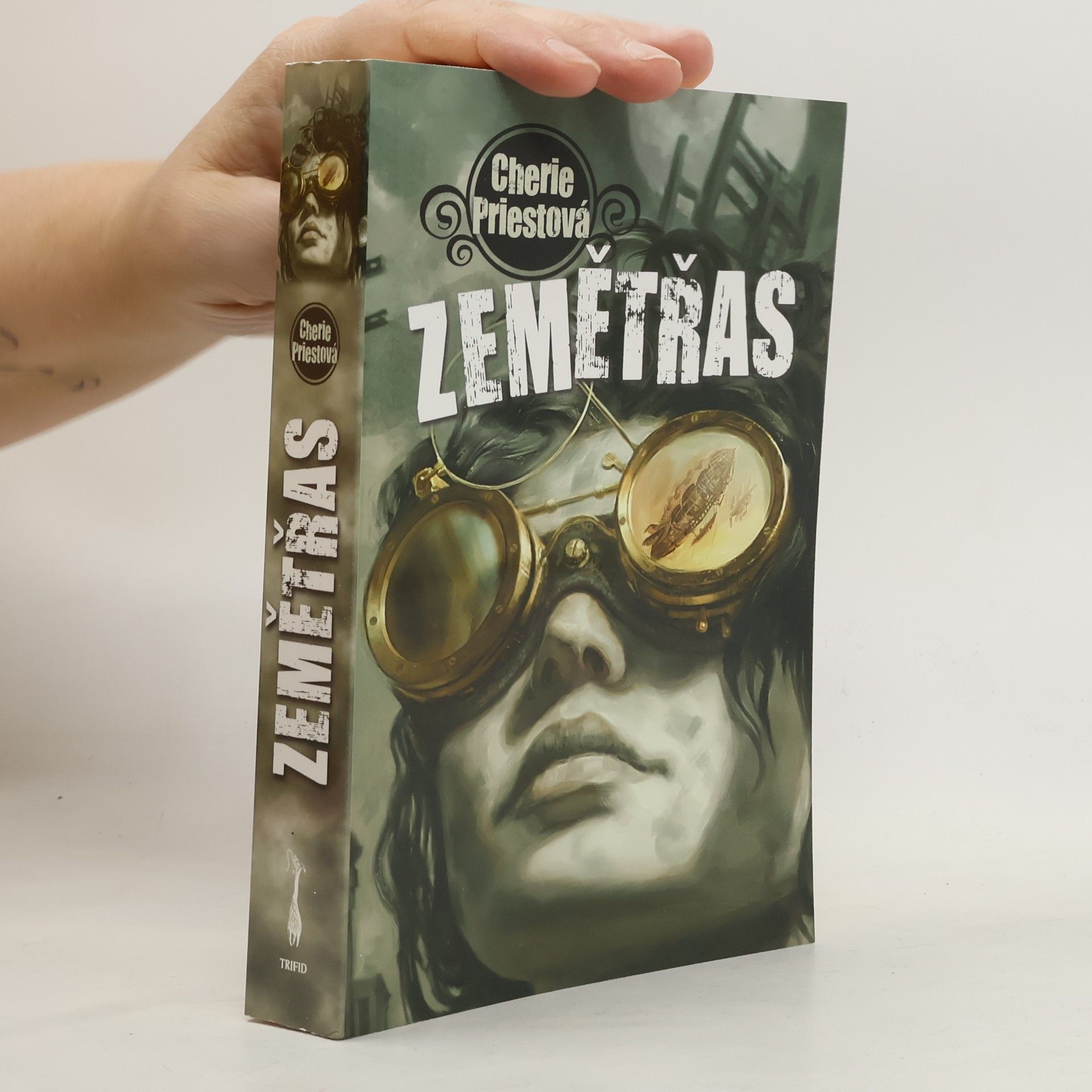 Cherie Priest Zemětřas (Mechanické století : kniha první)