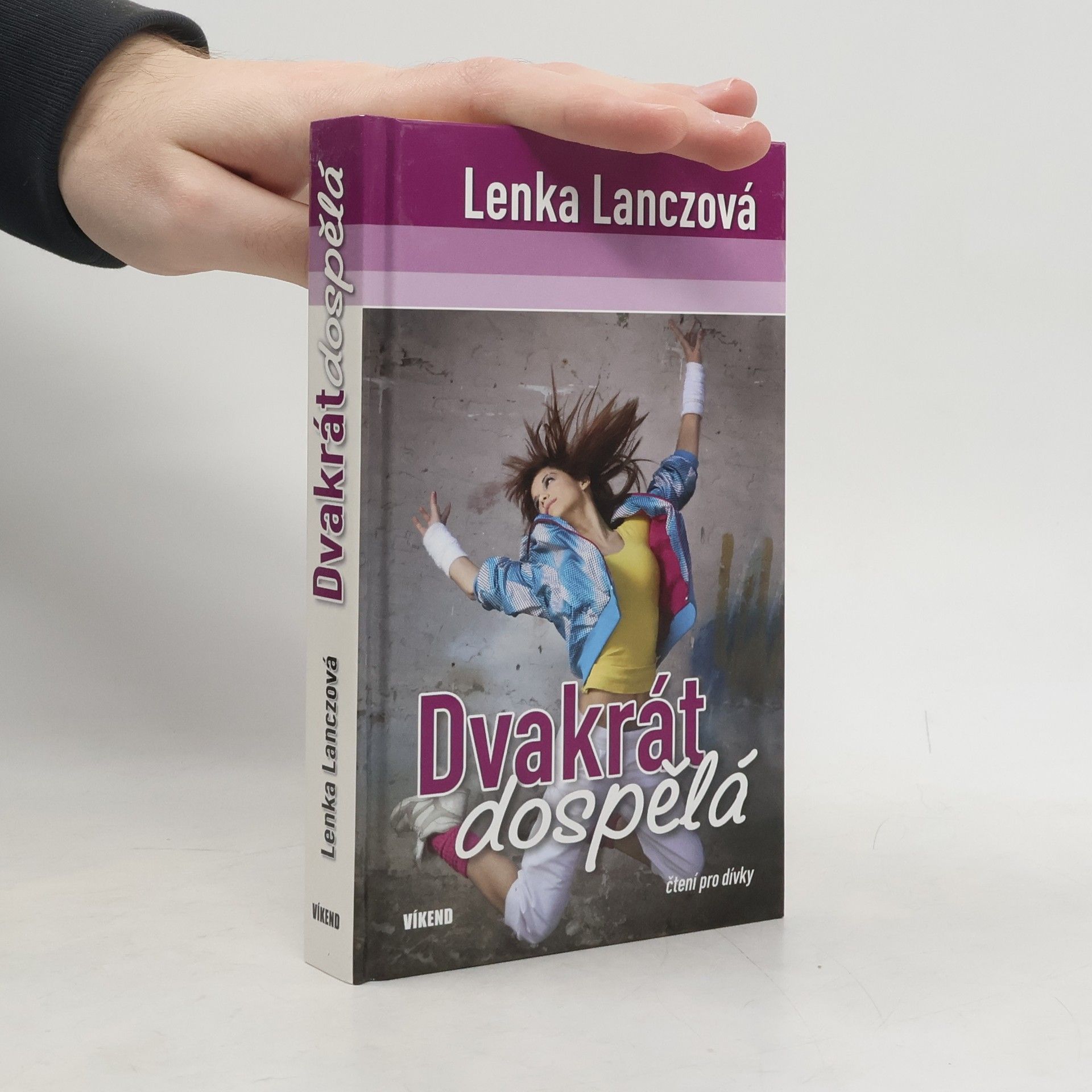 Lenka Lanczová Dvakrát dospělá