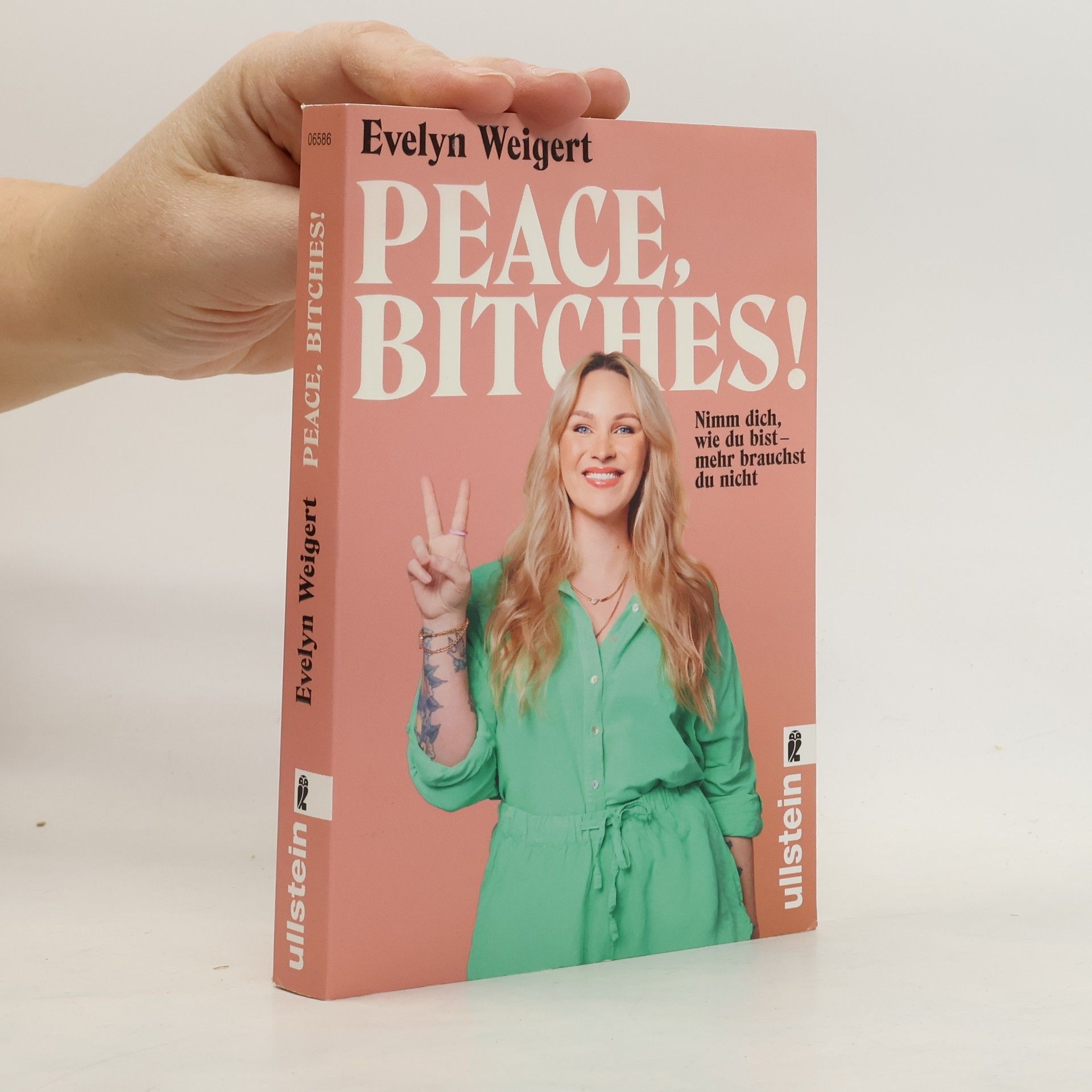 Evelyn Weigert Peace, Bitches!