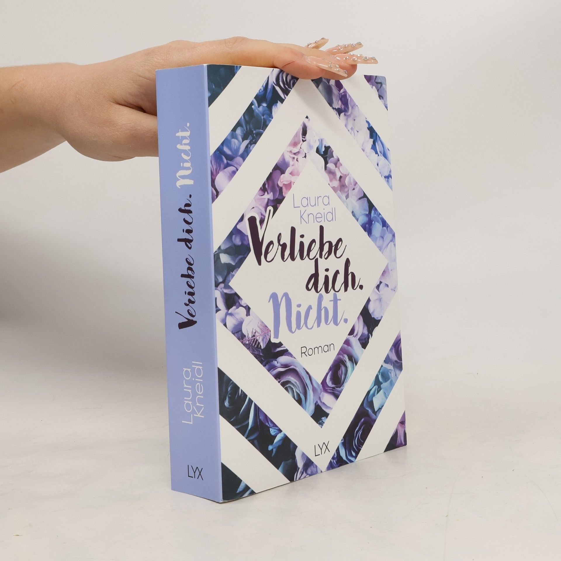 Laura Kneidl Verliebe dich. Nicht.