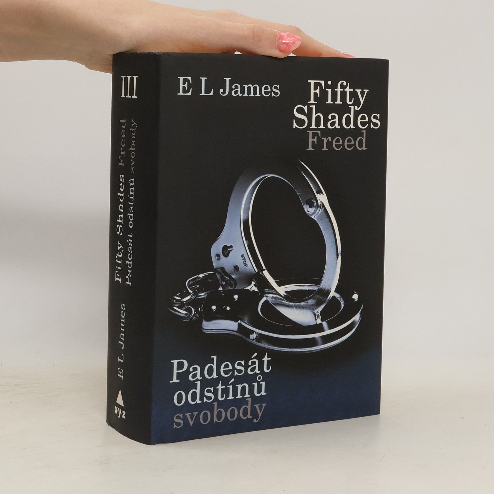 E. L. James Padesát odstínů svobody