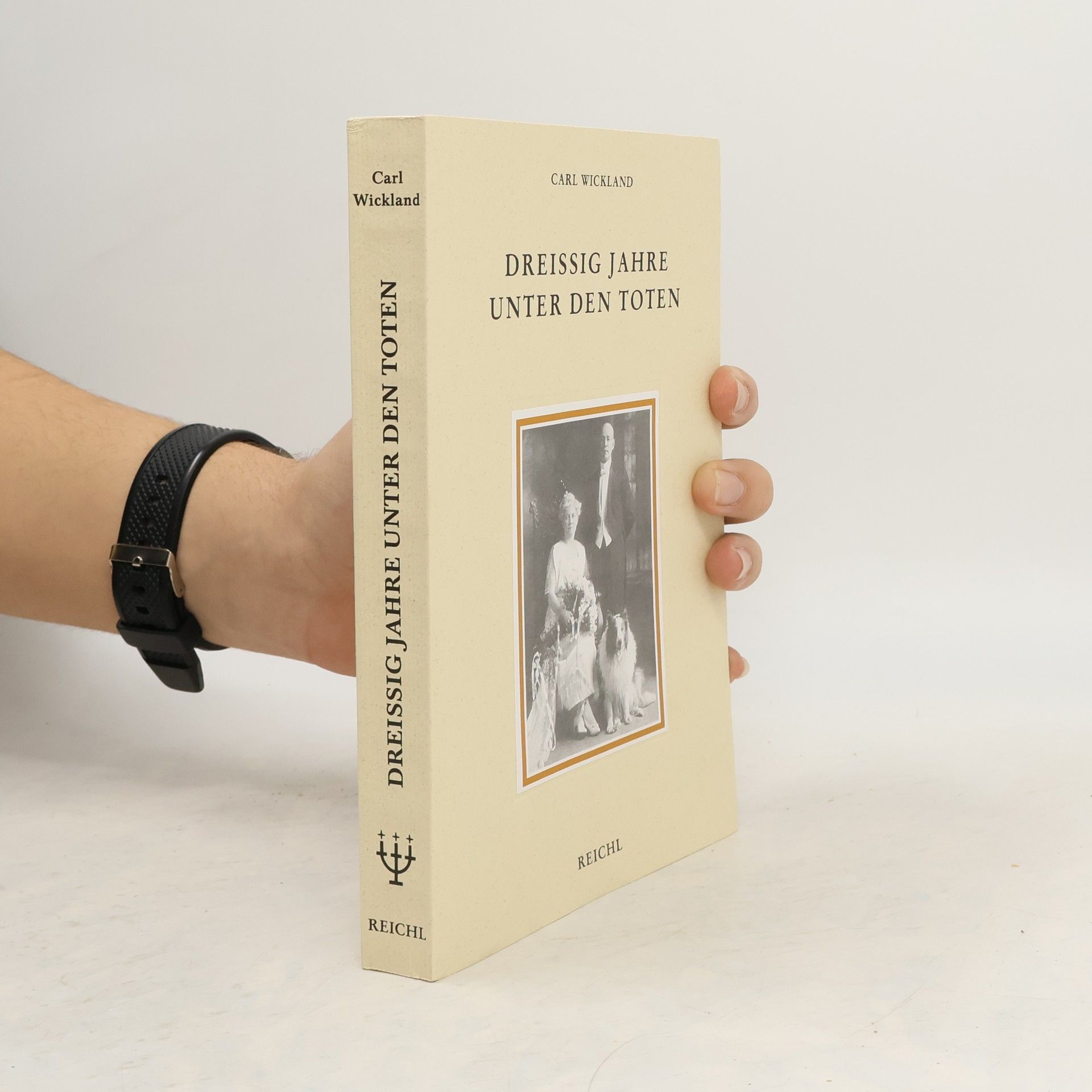 Dreissig Jahre unter den Toten